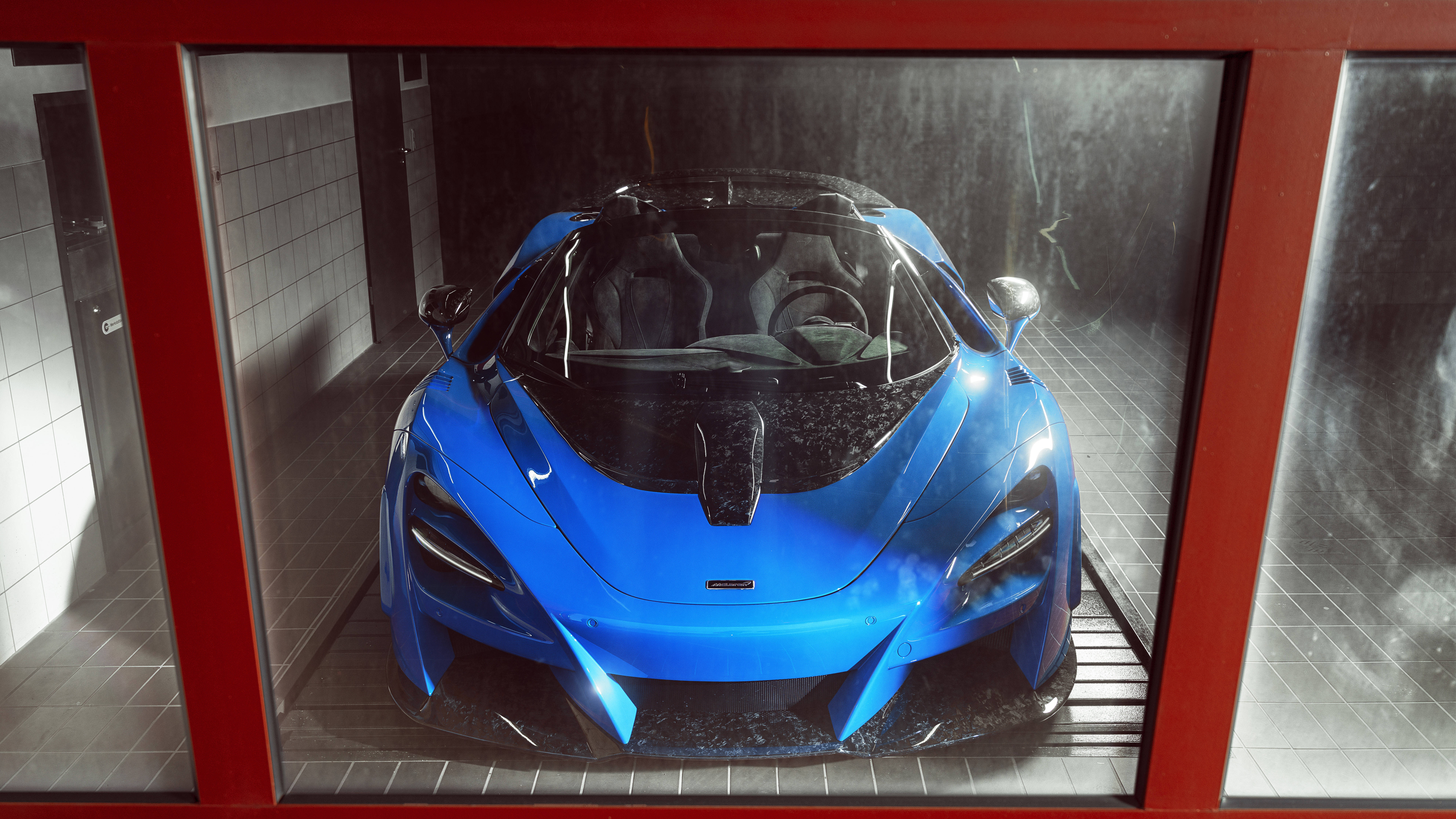 McLaren 720s, blue, studio lights, 8K Desktop Wallpaper