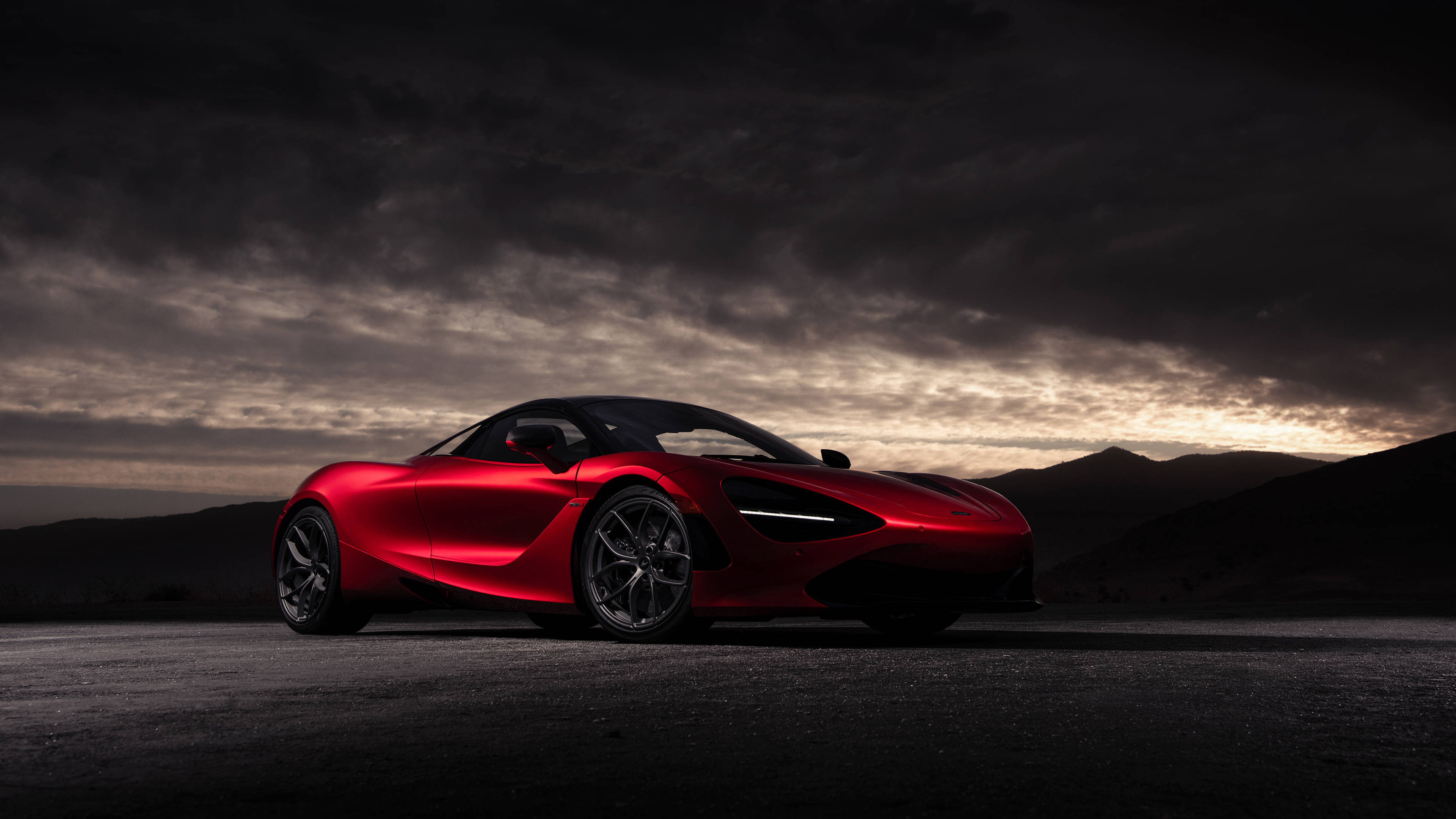 Mclaren 720s, red, night, 4K Desktop Wallpaper