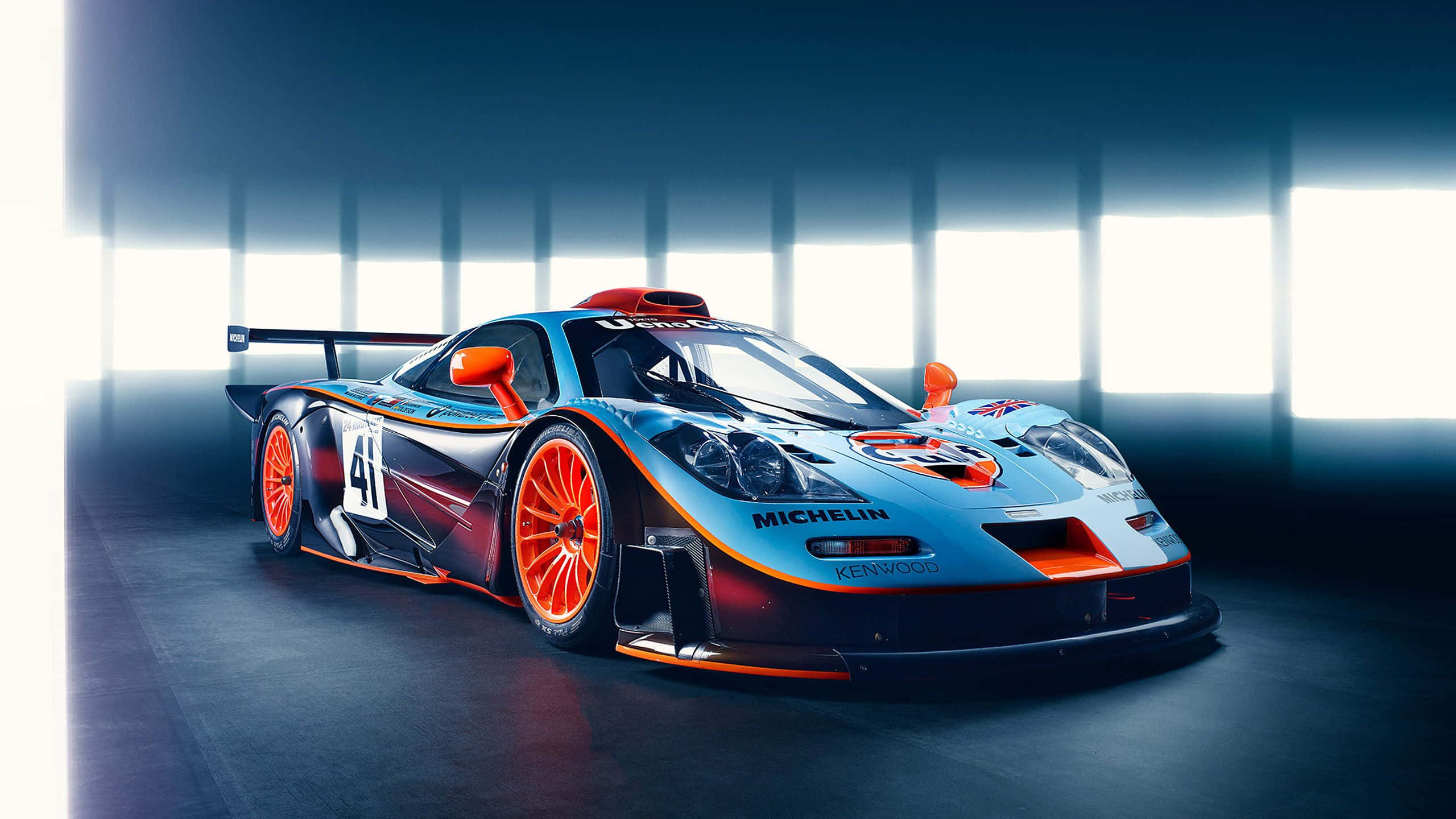 McLaren F1, blue and orange, number 41, 2K Desktop Wallpaper