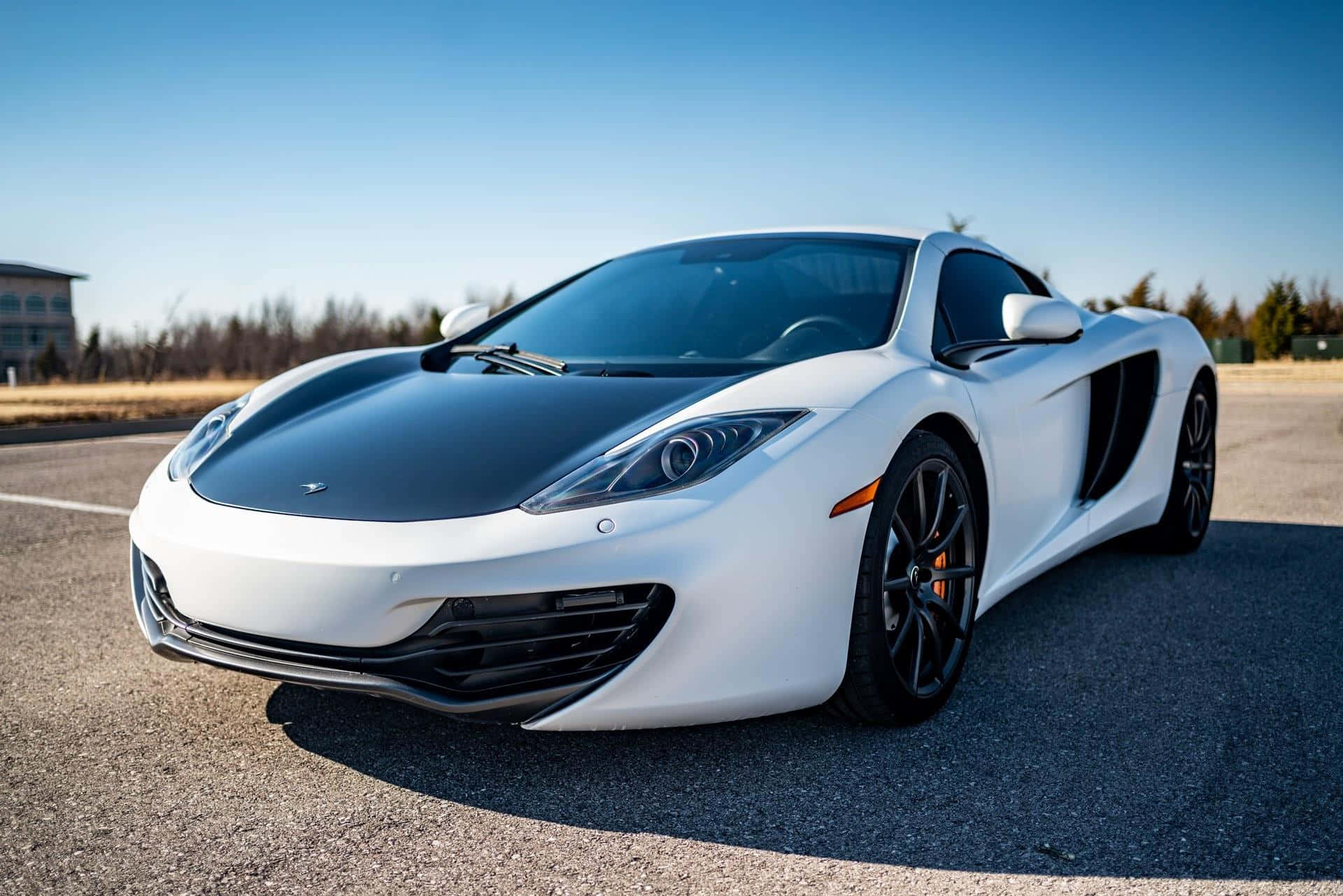 McLaren MP4-12C, white, black hood, Full HD Desktop Wallpaper