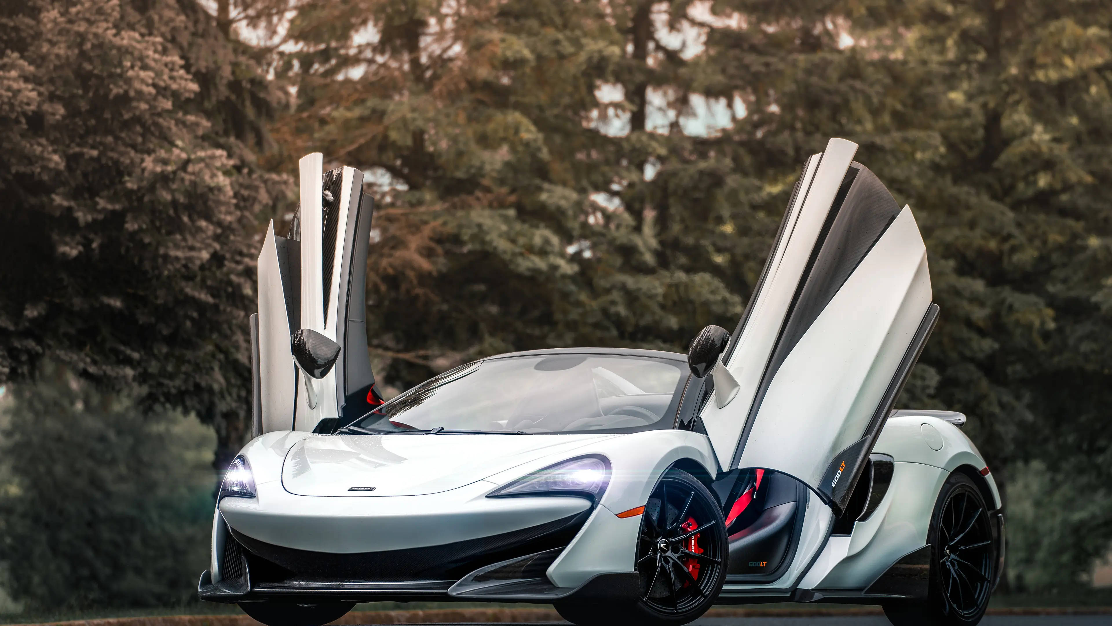 silver, McLaren Spyder, gullwing doors, 4K Desktop Wallpaper