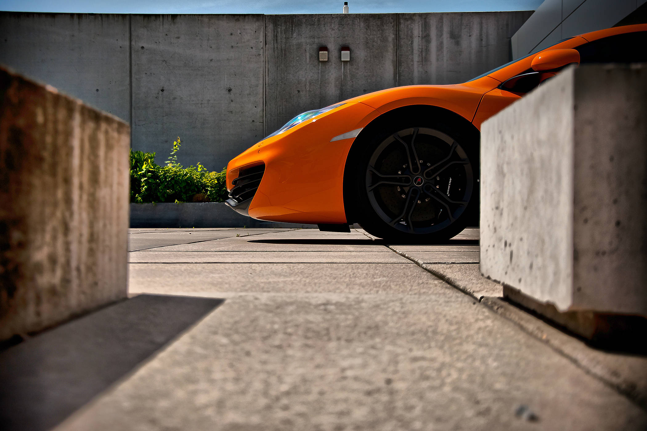 McLaren, 570s Coupe, orange, Full HD Desktop Wallpaper