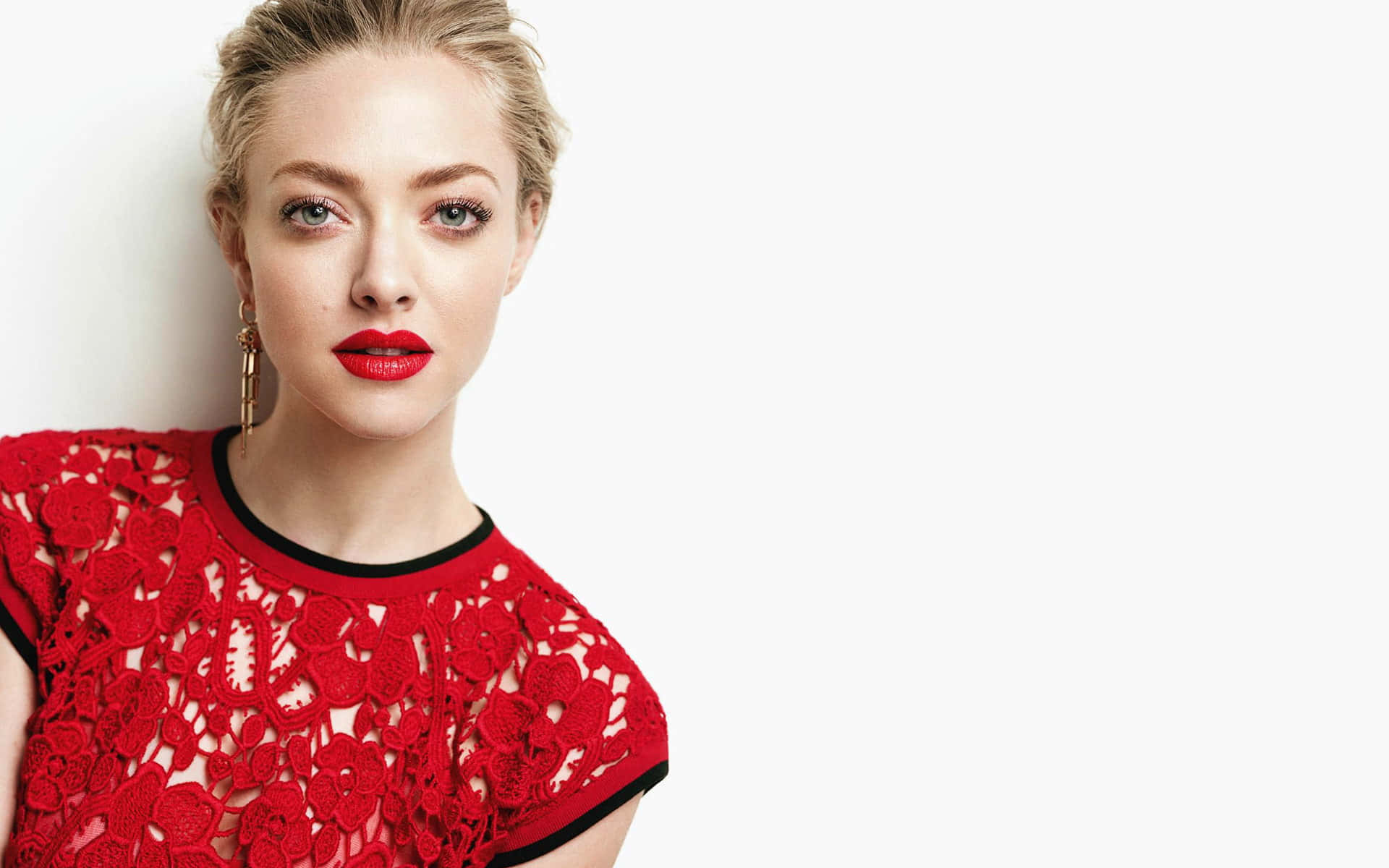 Mean Girls, blonde hair, bold red lipstick, Full HD Desktop Wallpaper