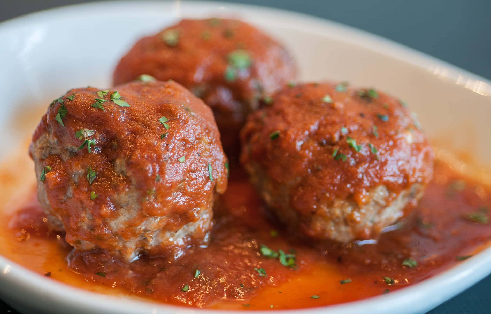 Classic Meatballsin Tomato Sauce, meatballs, tomato sauce, HD Desktop Wallpaper