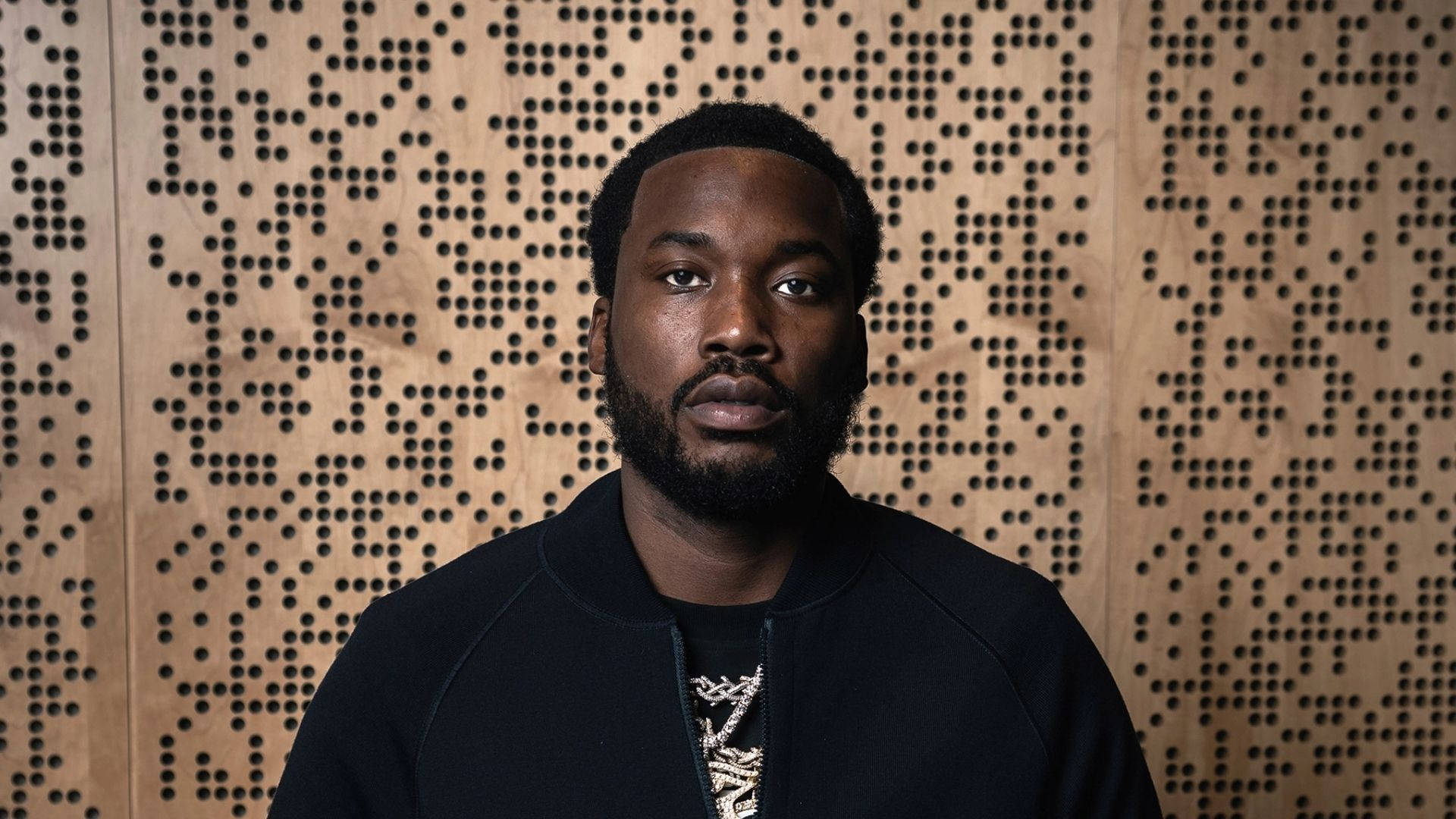 Meek Mill, poker face, wooden wall, Full HD Desktop Wallpaper