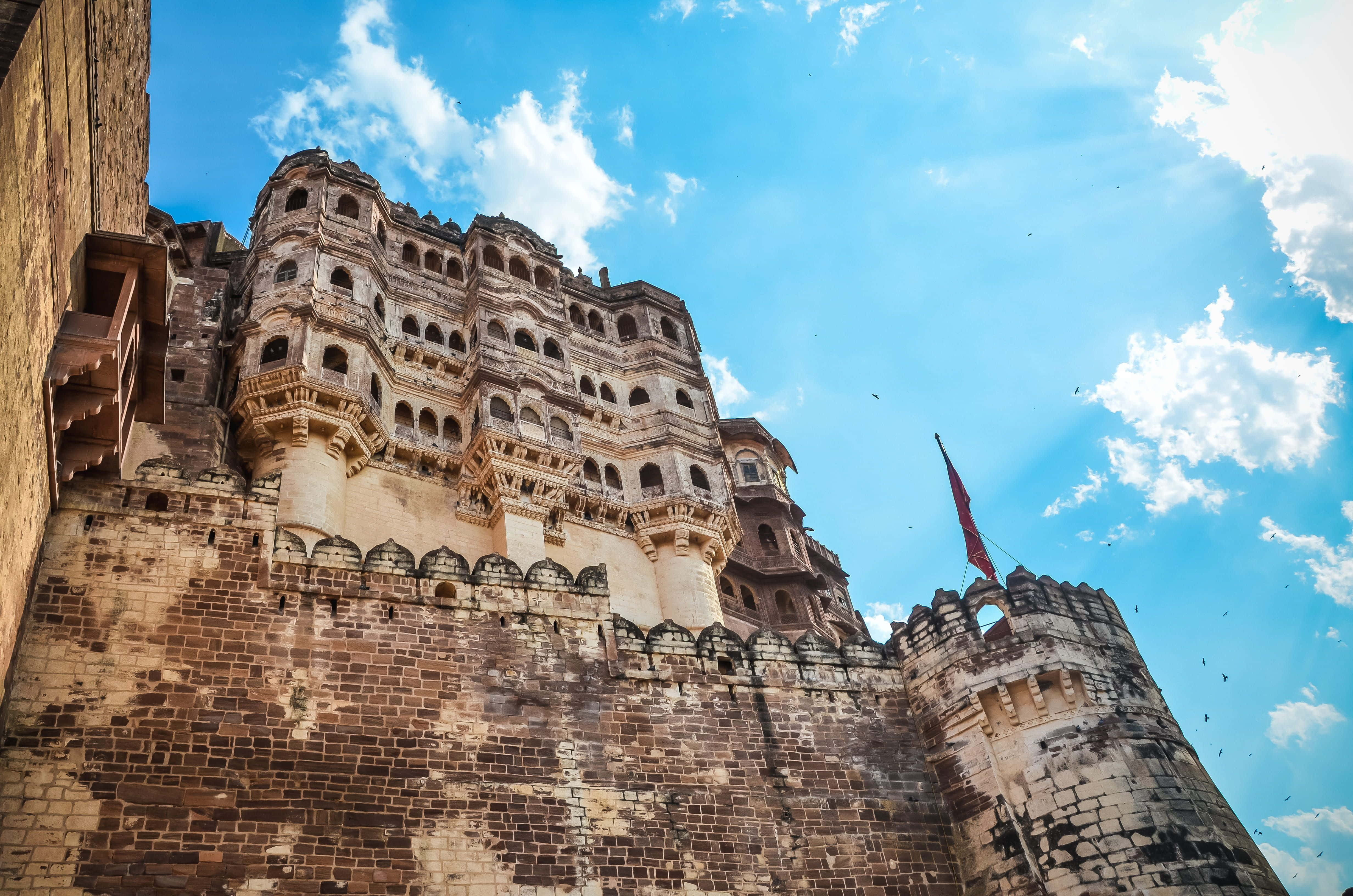 Mehrangarh Fort, blue sky, fluffy white clouds, 4K Desktop Wallpaper