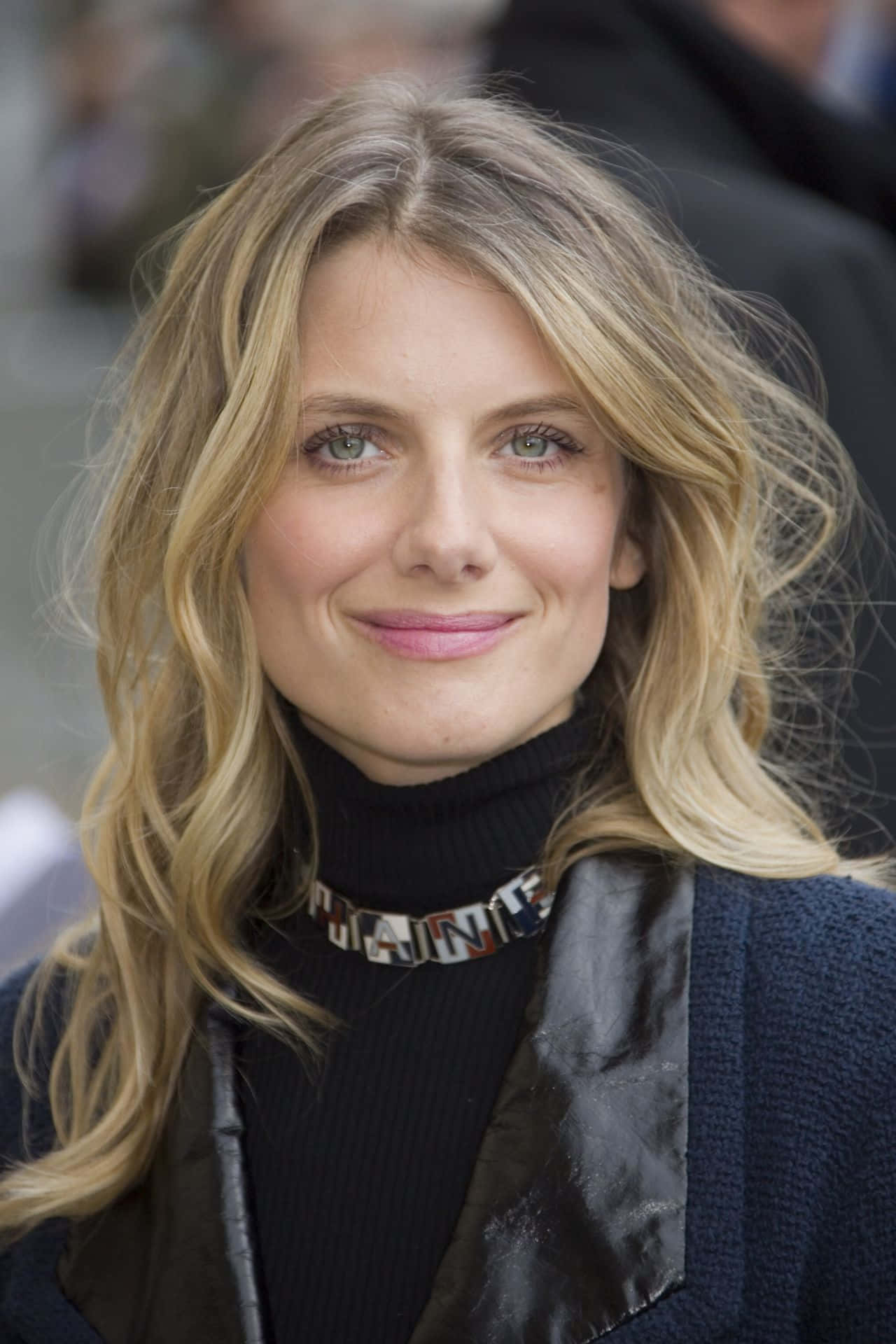 Mélanie Laurent, wavy blonde hair, green eyes, Full HD Phone Wallpaper