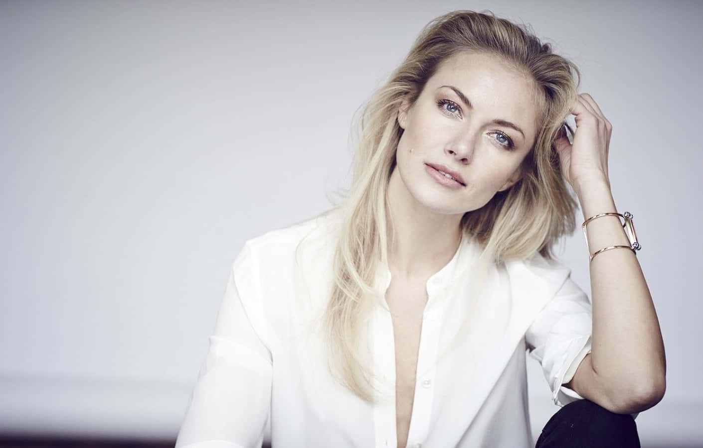 Mélanie Laurent, blonde woman, white shirt, HD Desktop Wallpaper