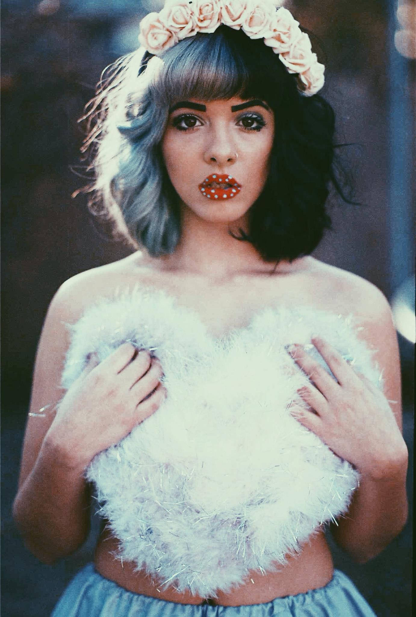 Melanie Martinez, blue hair, floral crown, Full HD Phone Wallpaper