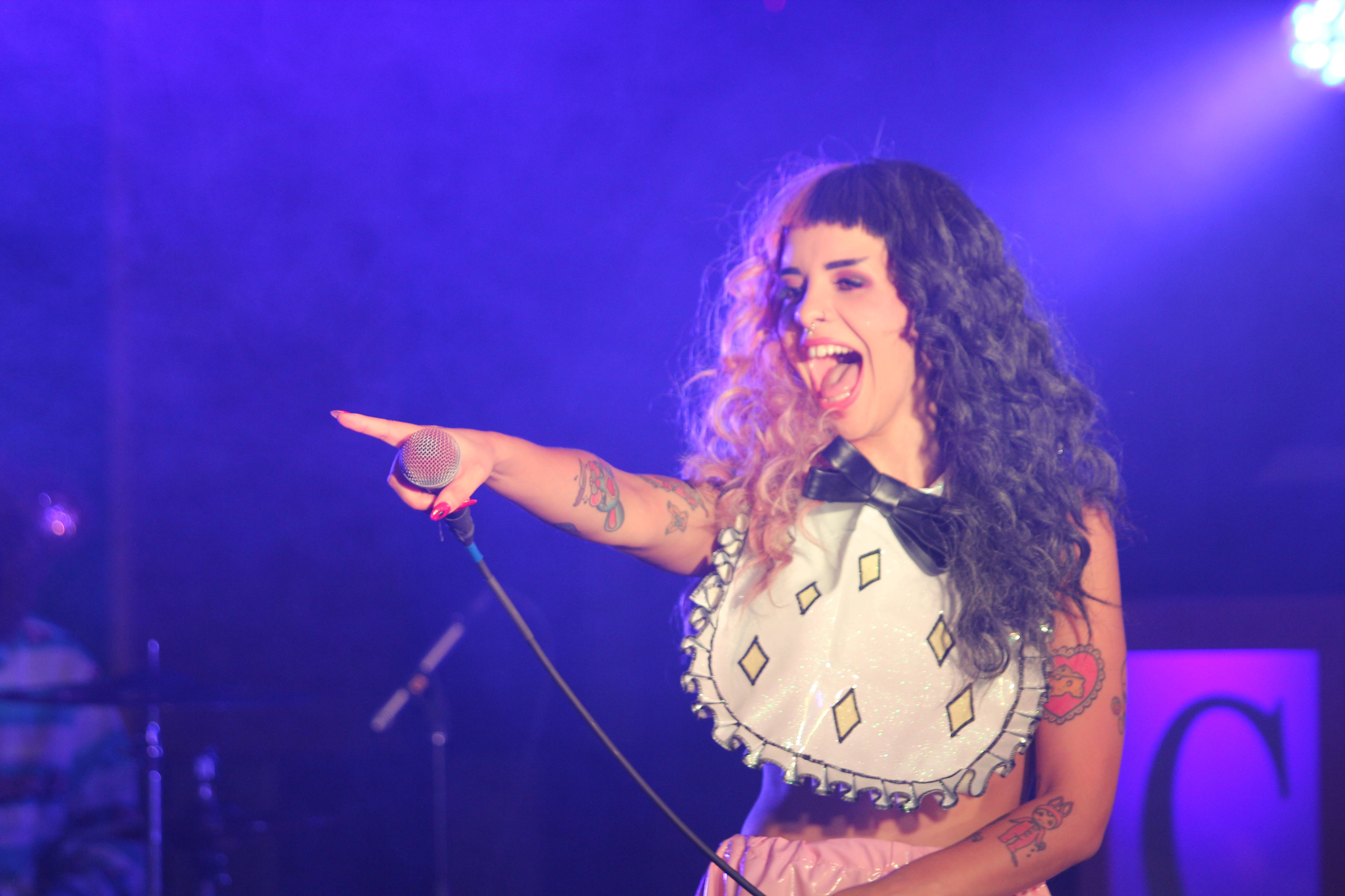 Melanie Martinez, purple lights, microphone, 5K Desktop Wallpaper