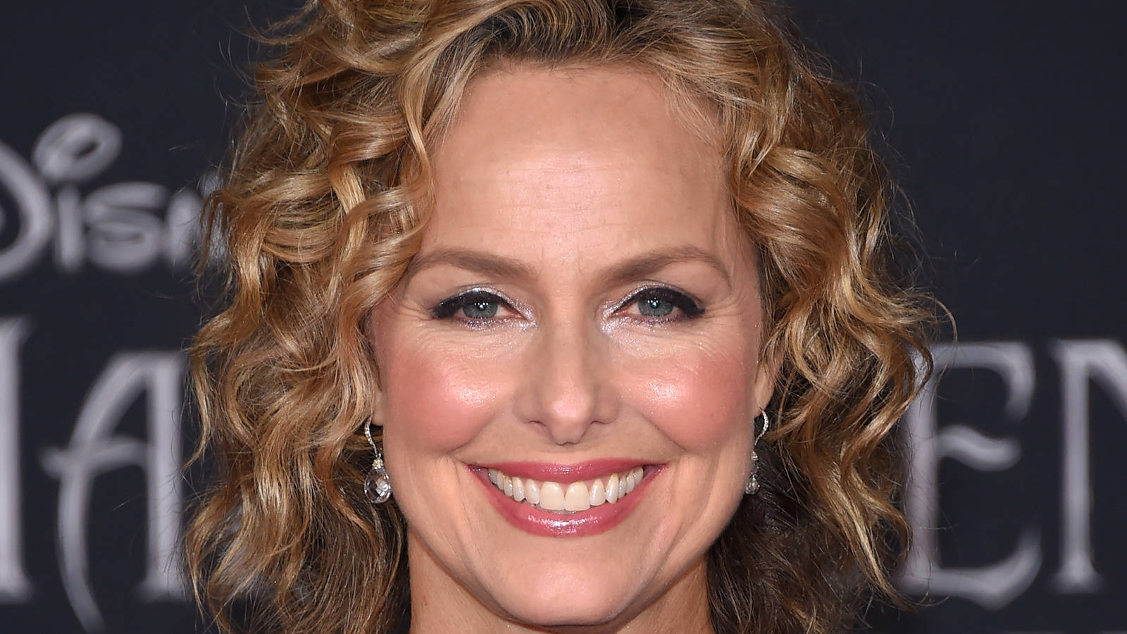 Melora Hardin, 2019 Maleficent: Mistress of Evil premiere, curly blonde hair, HD Desktop Wallpaper