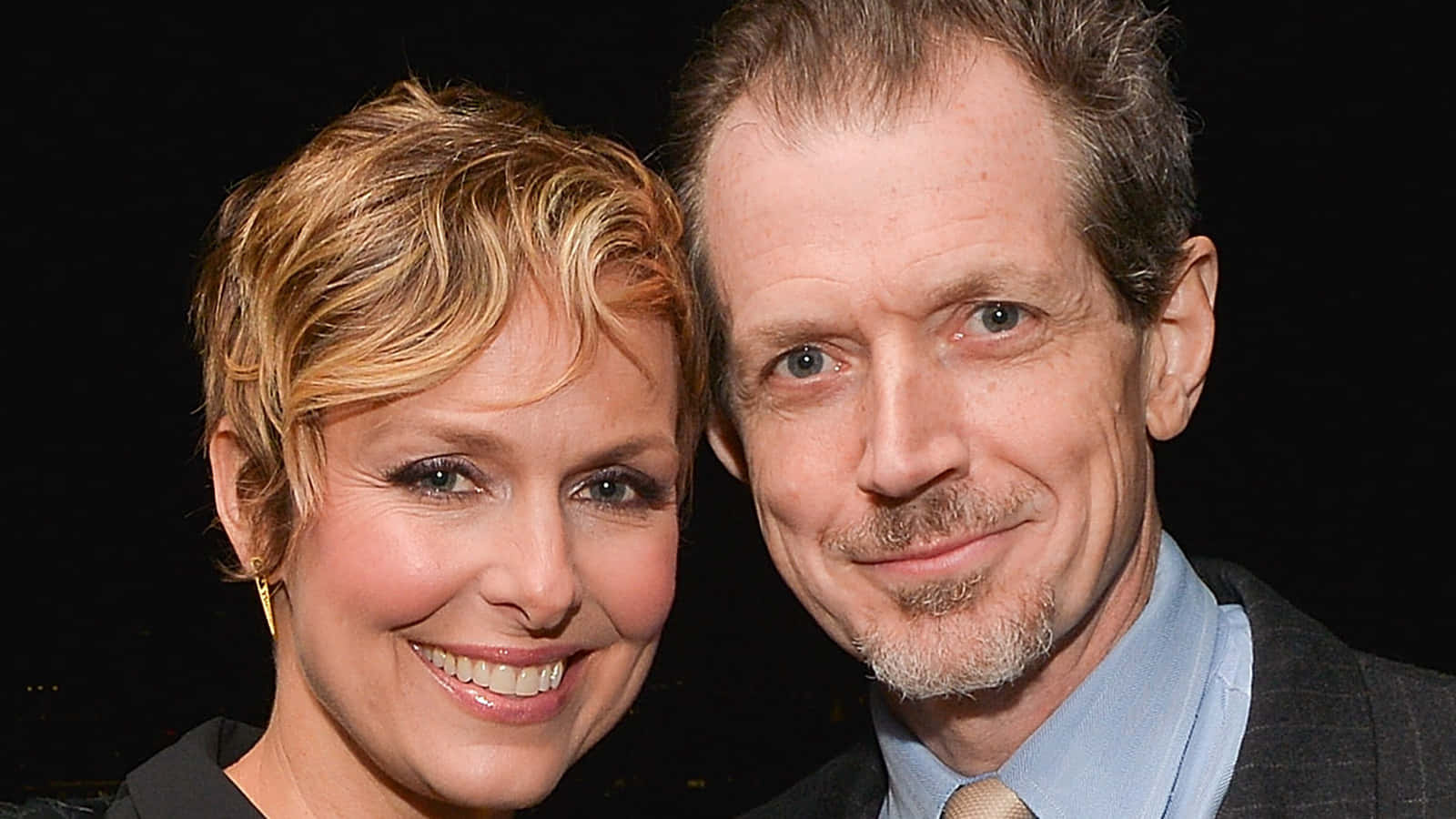 Melora Hardin, short blonde hair, man with gray hair and beard, HD Desktop Wallpaper