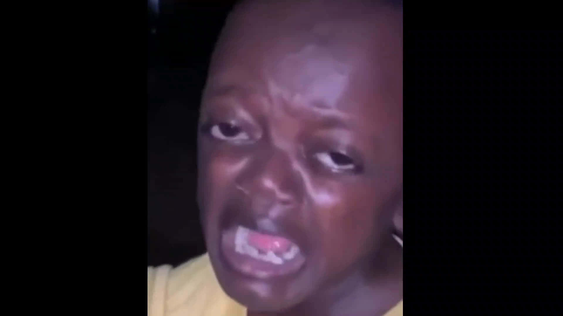 Discord PFP, dark skin, yellow shirt, Full HD Desktop Wallpaper