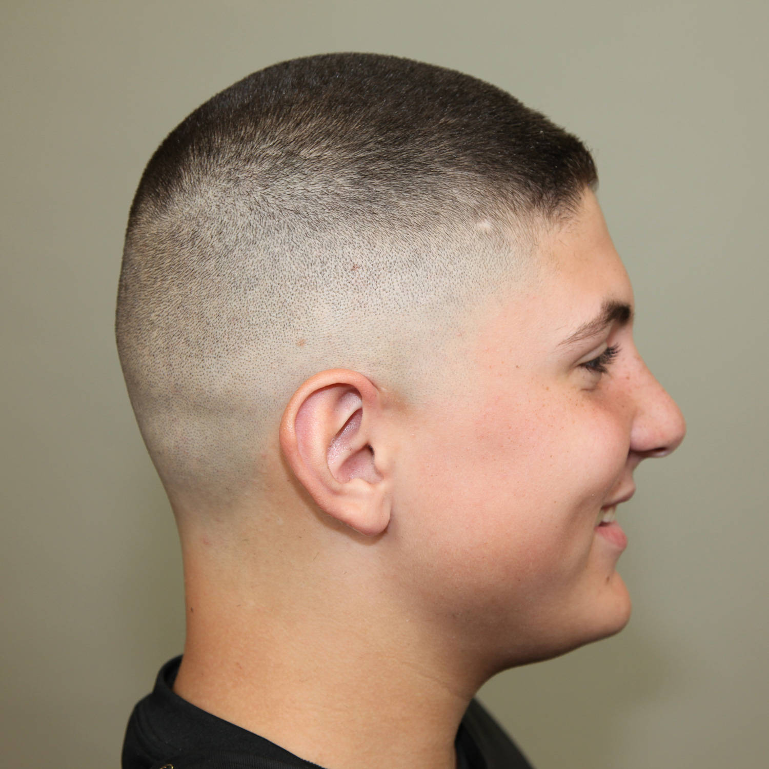 high and tight cut, faded undercut, young man, HD Desktop Wallpaper