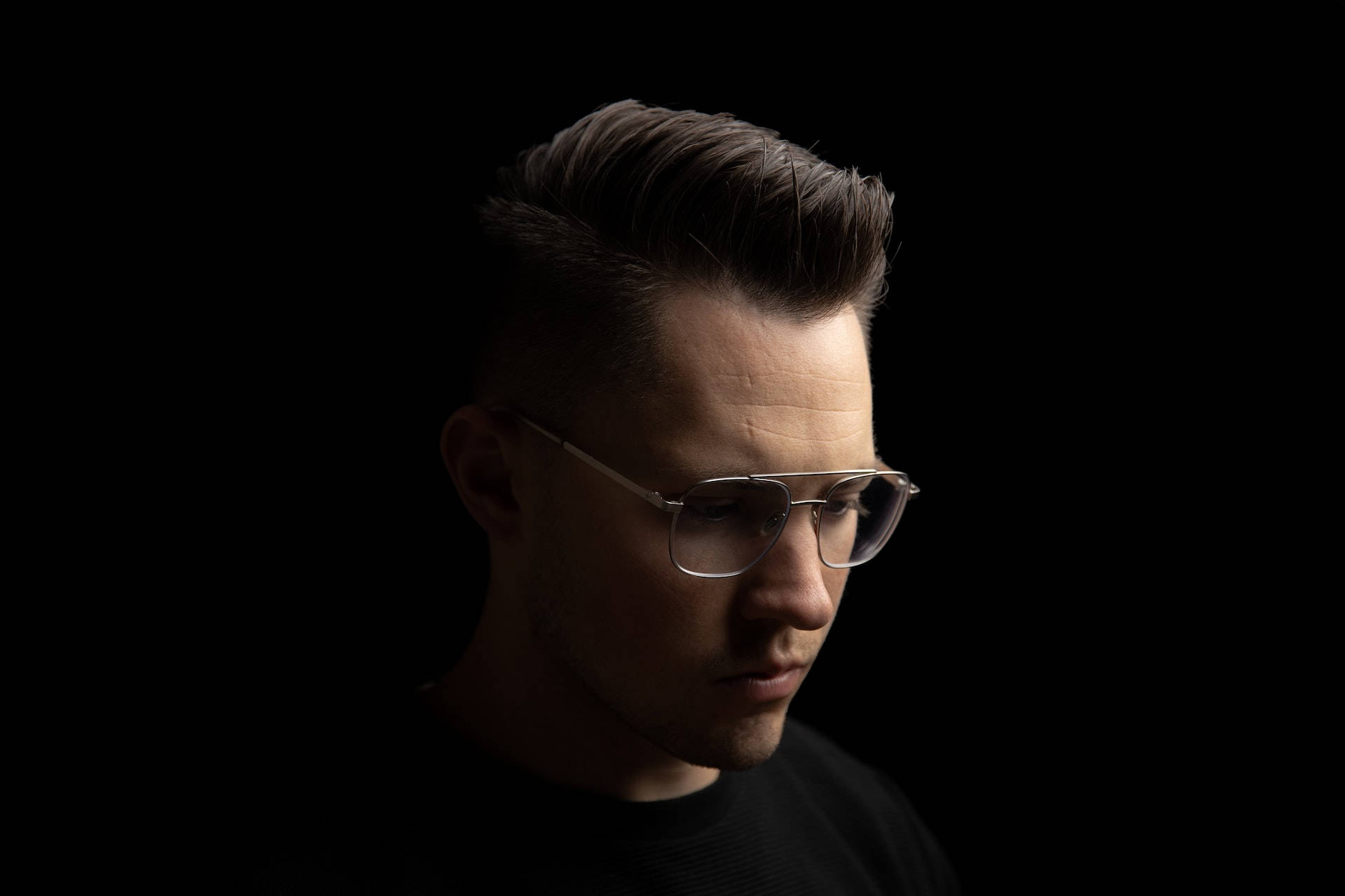 quiff, glasses, dramatic side lighting, Full HD Desktop Wallpaper