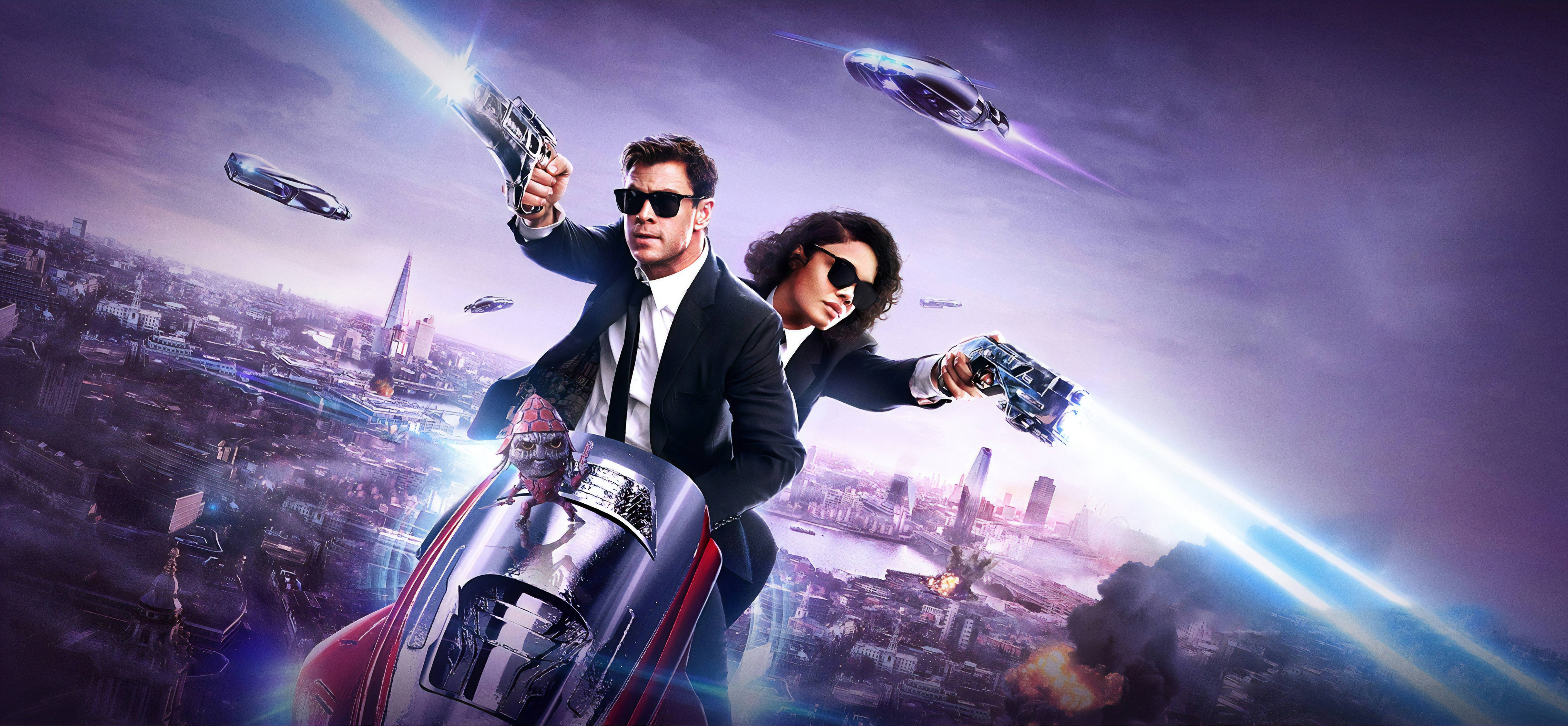 Men in Black 2019, futuristic motorcycle, cityscape, 5K Desktop Wallpaper