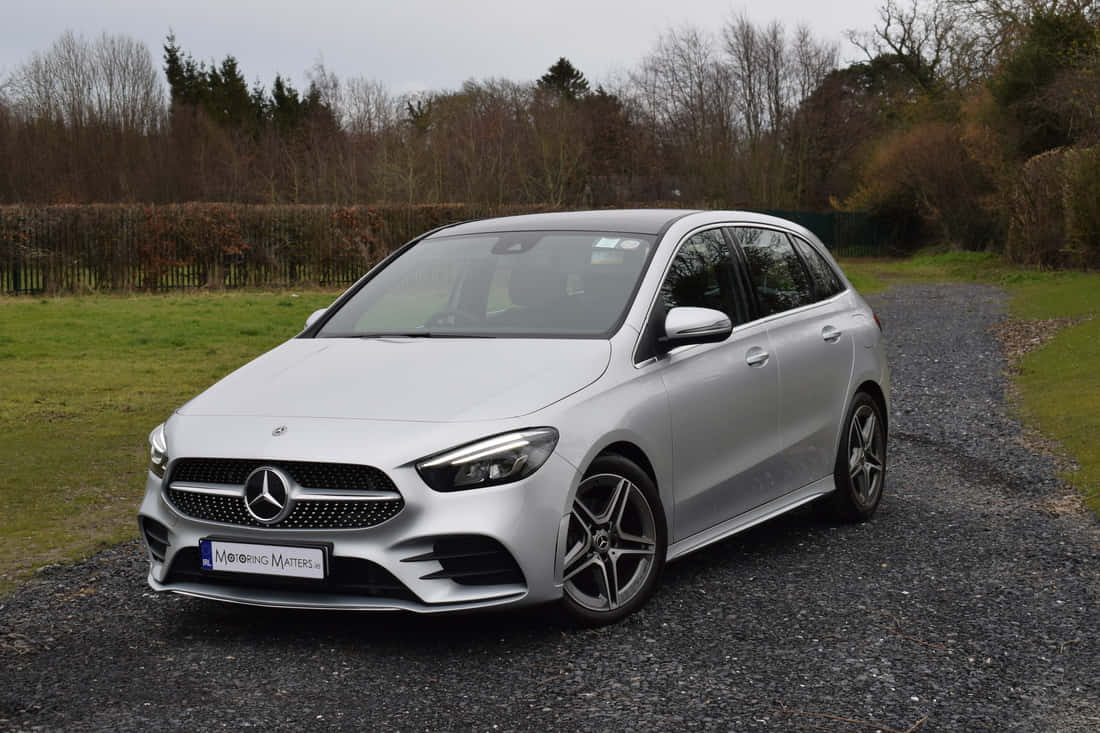 Mercedes Benz B-class, silver, gravel drive, SD Desktop Wallpaper