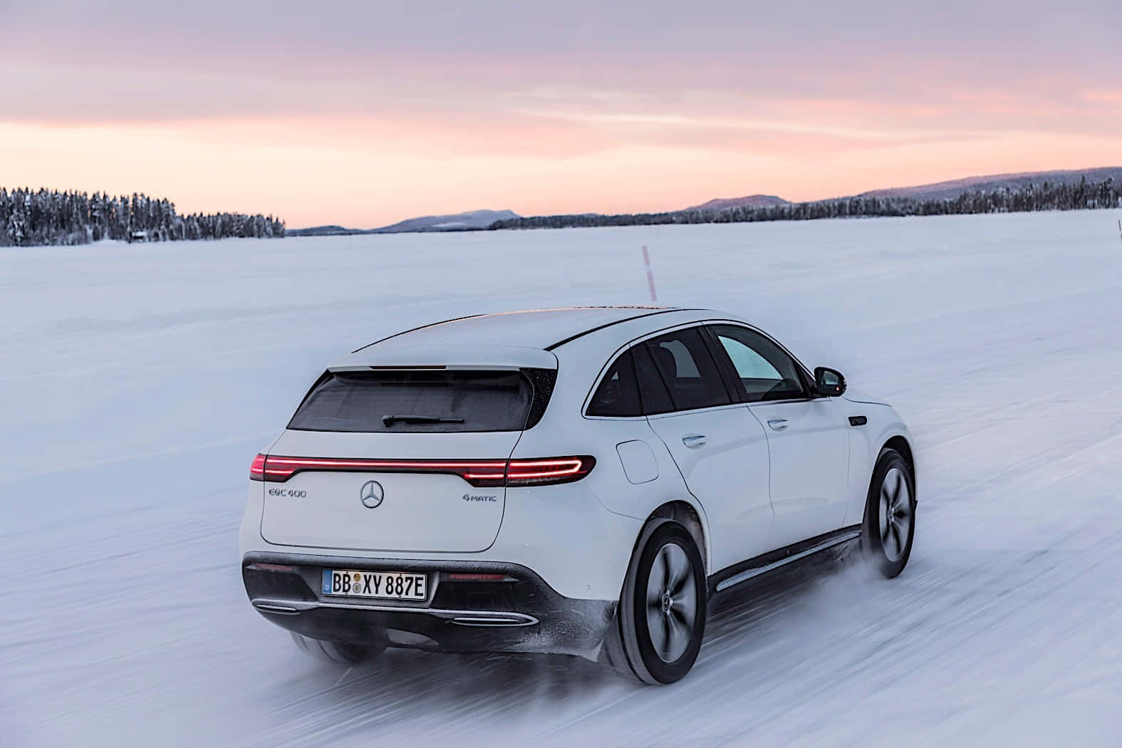 Mercedes Benz EQC, white, snowy field, HD Desktop Wallpaper