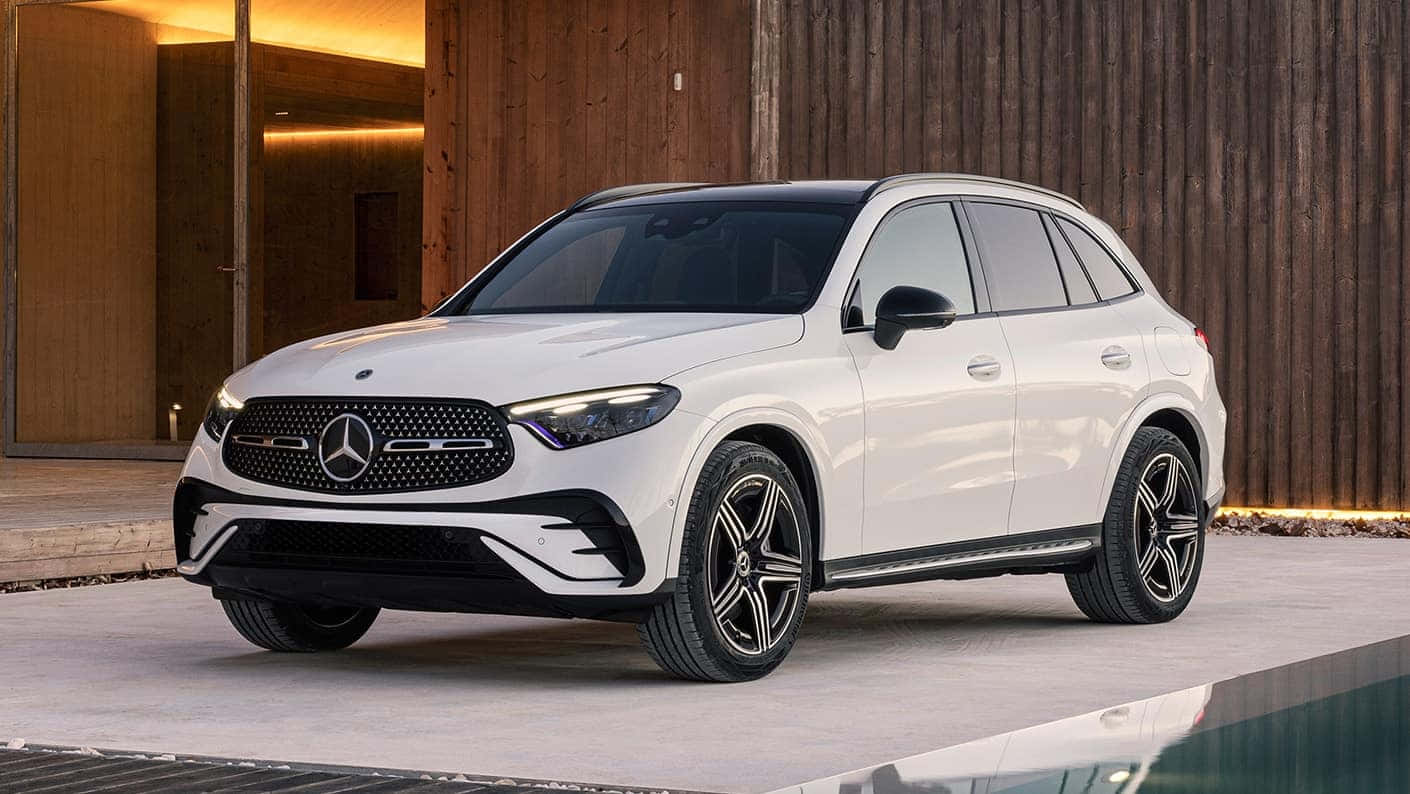 Mercedes-Benz GLC-Class, night-lit city, sleek white, HD Desktop Wallpaper