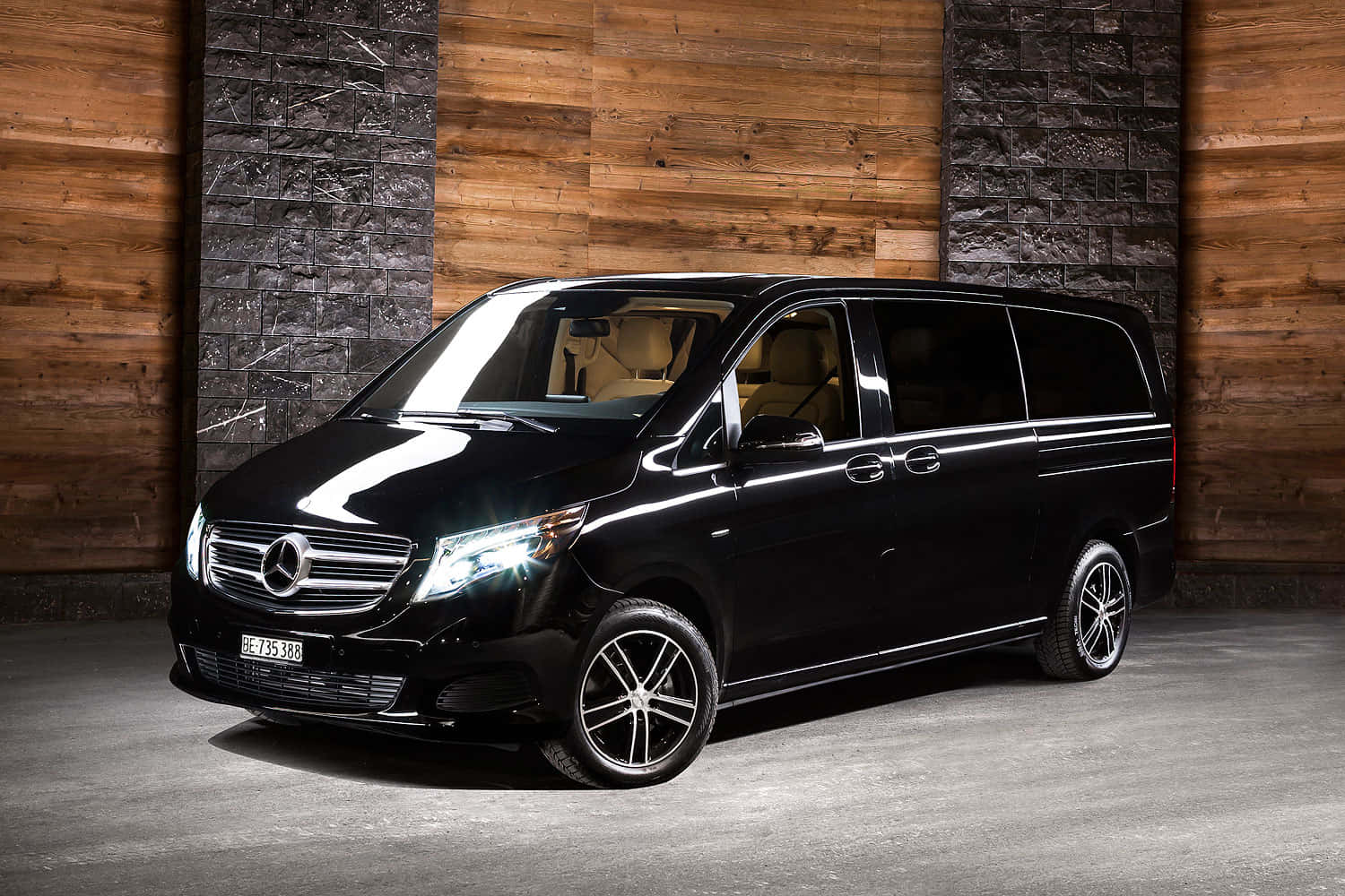 Mercedes-Benz V-Class, sleek black, studio lights, HD Desktop Wallpaper