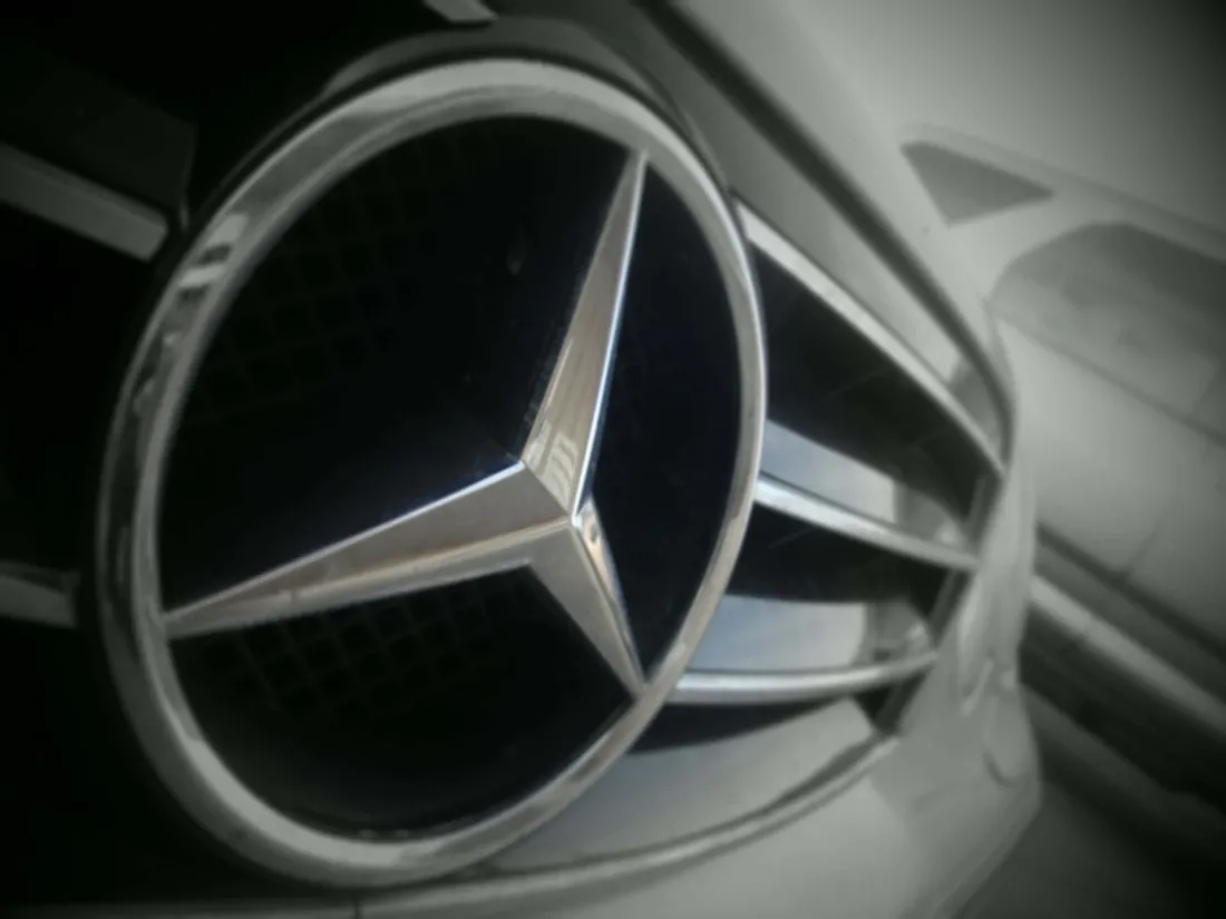 Mercedes Black