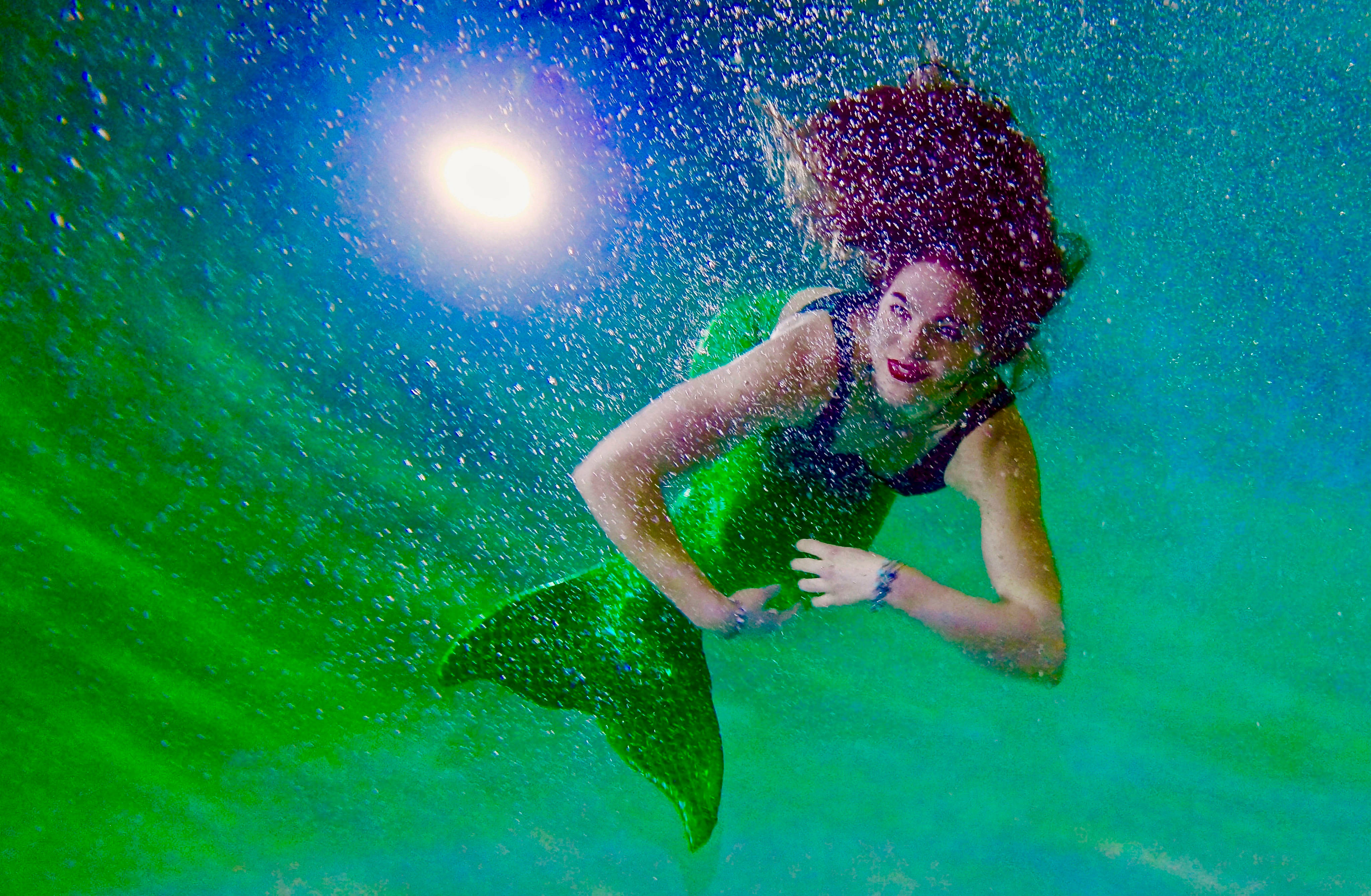 mermaid woman, red hair, green tail, 4K Desktop Wallpaper