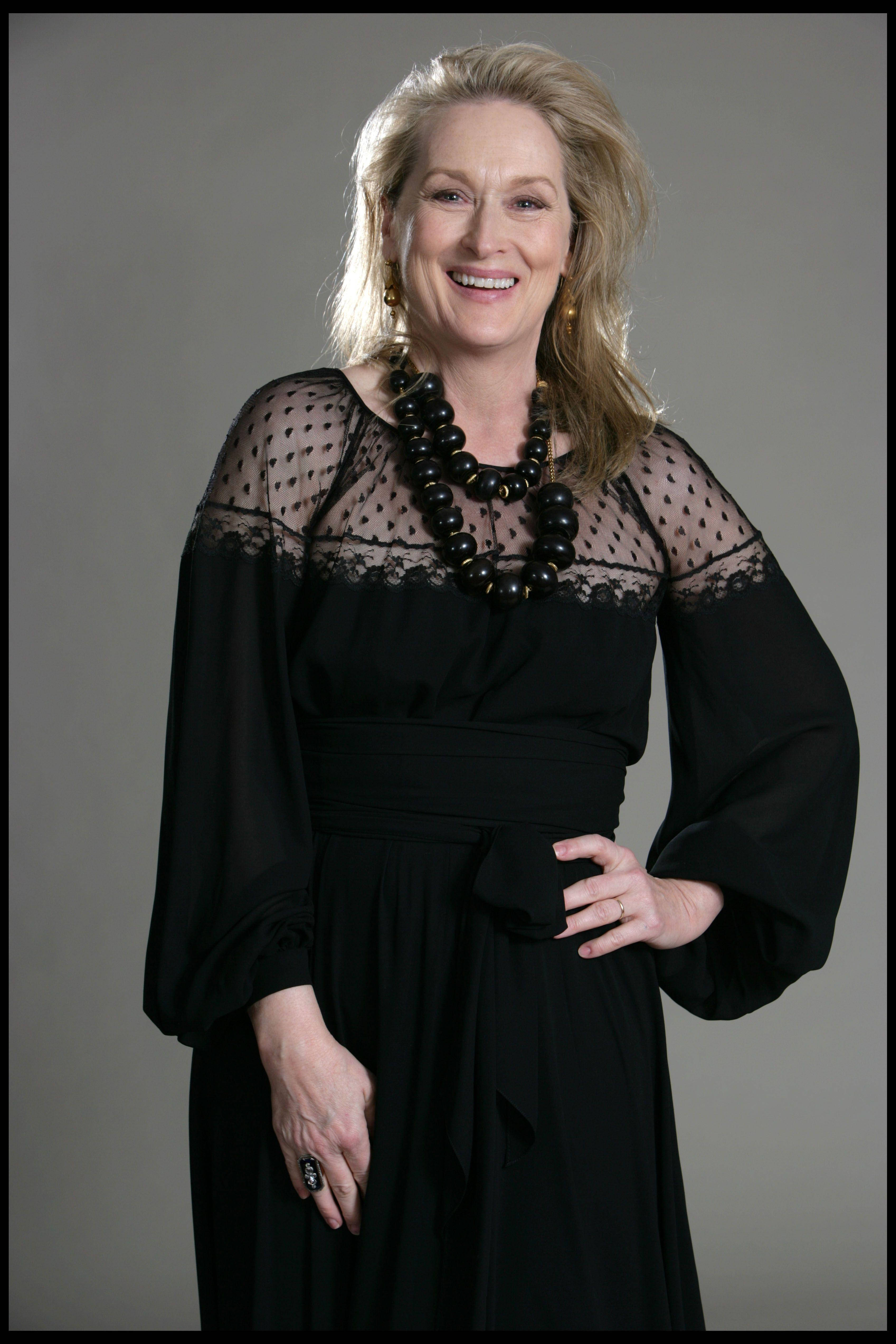 Meryl Streep, black lace dress, bold beaded necklace, 4K Phone Wallpaper