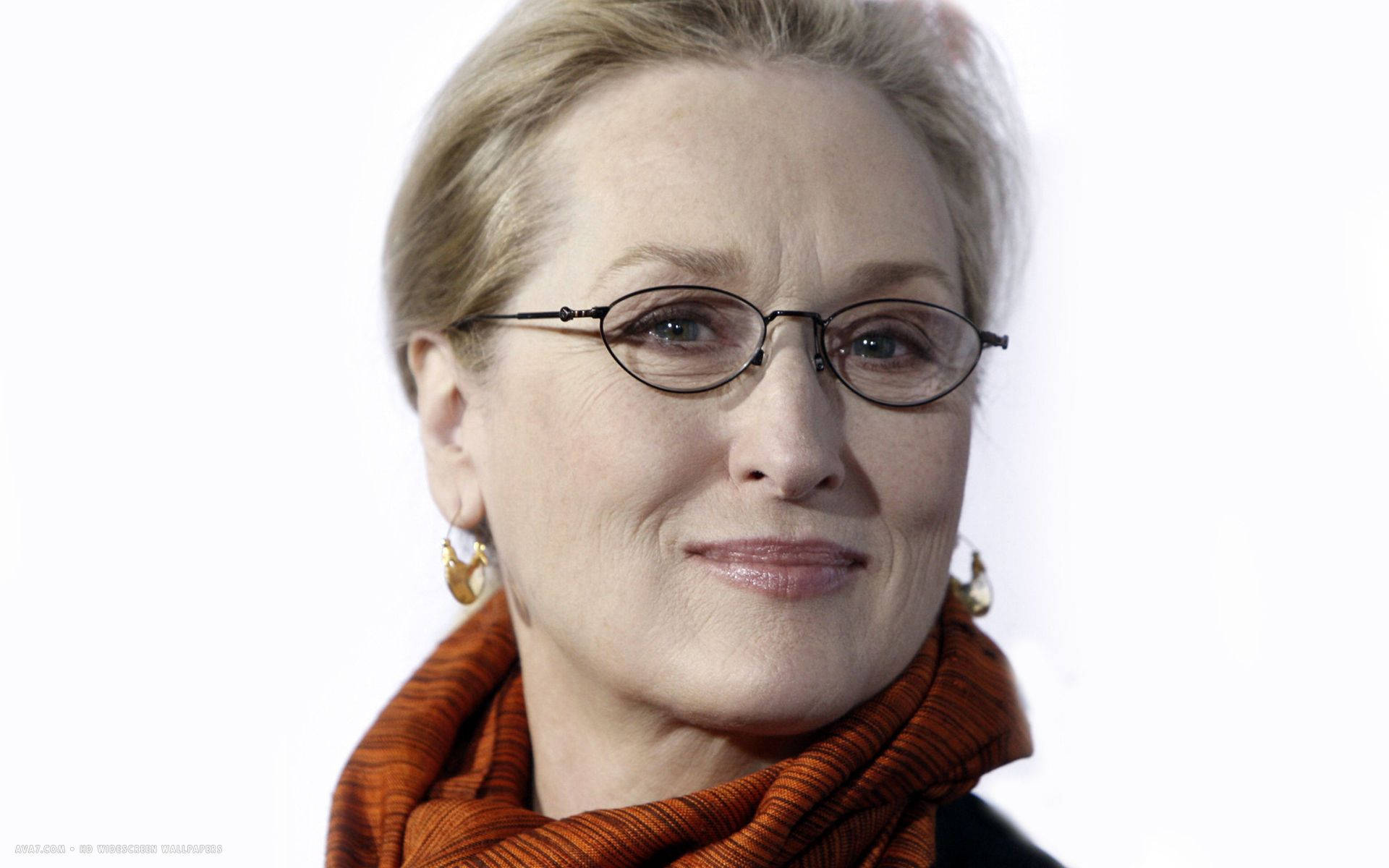 Meryl Streep, white backdrop, glasses, Full HD Desktop Wallpaper