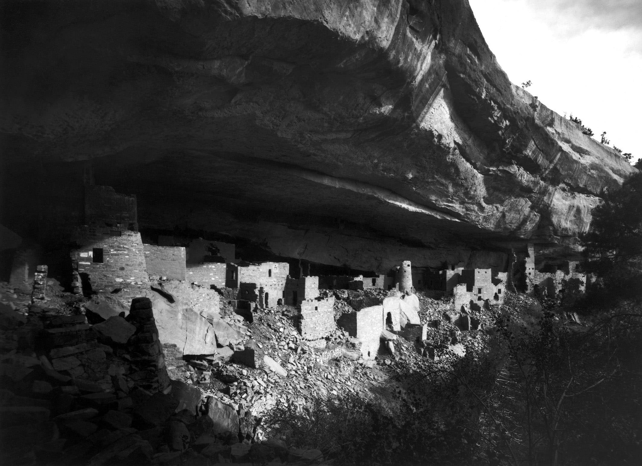 Mesa Verde, ancient stone pueblo ruins, massive overhanging cliff, Full HD Desktop Wallpaper