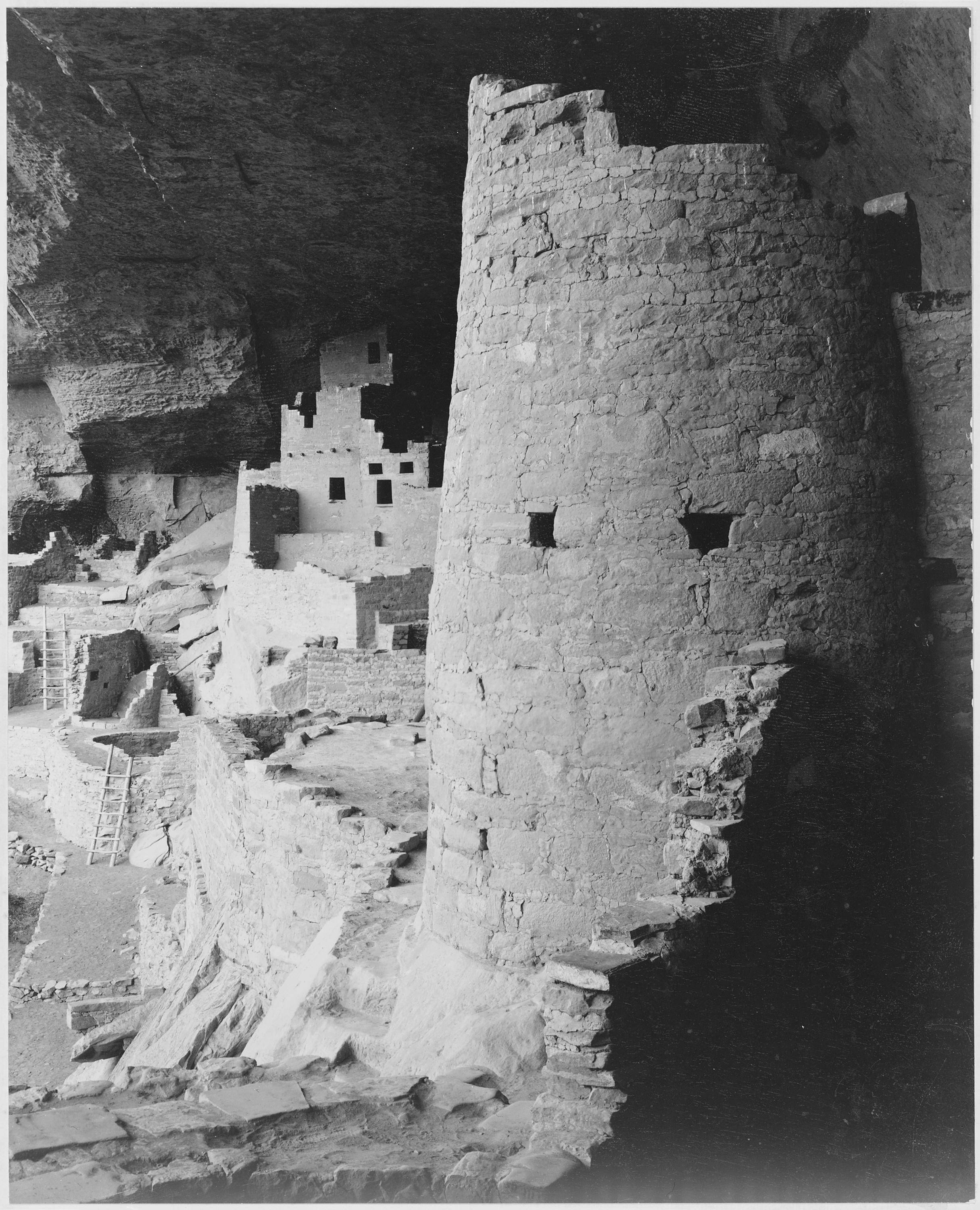 Mesa Verde, cliff-dwelling ruins, stone towers, 2K Phone Wallpaper