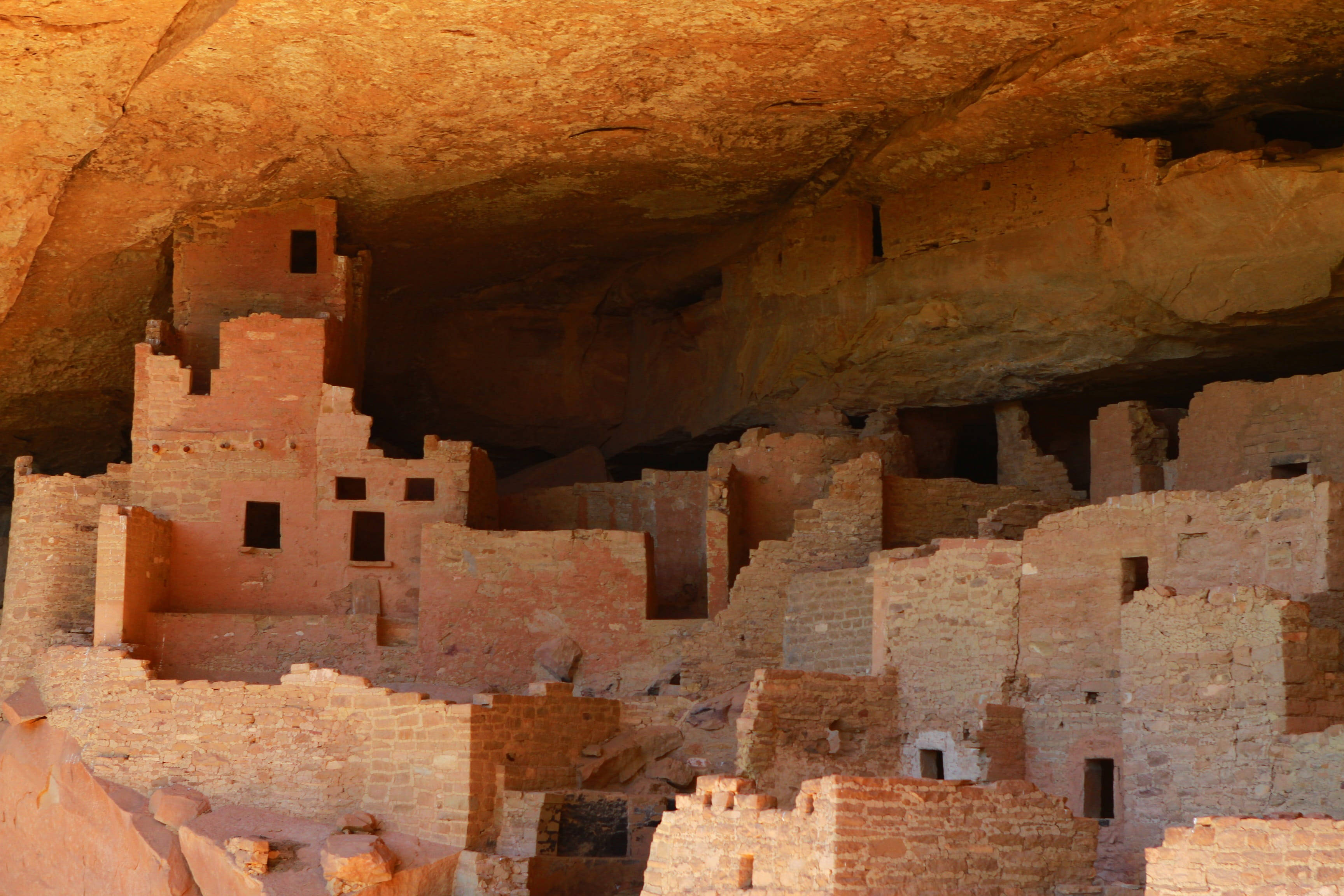 Mesa Verde, red sandstone, cliff-dwelling ruins, 2K Desktop Wallpaper