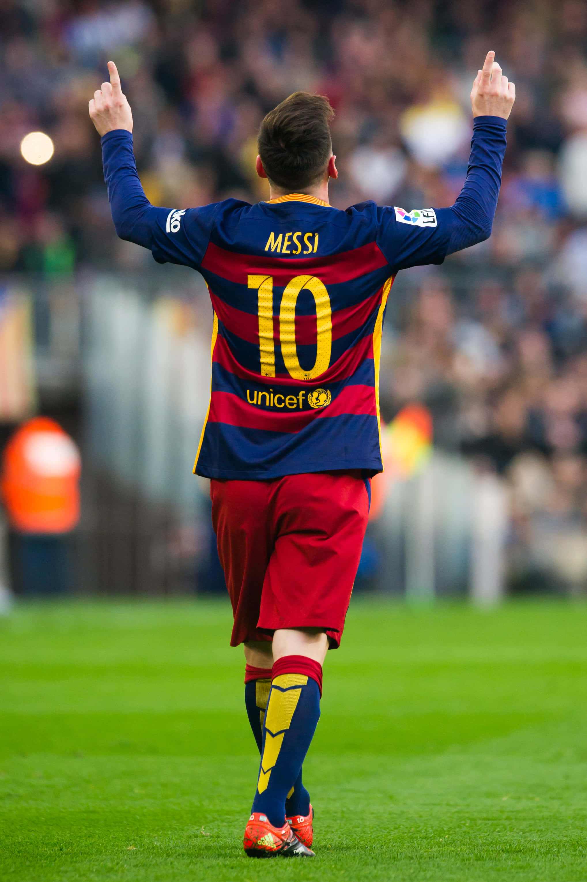 Messi, blue and red striped jersey, number 10, 2K Phone Wallpaper