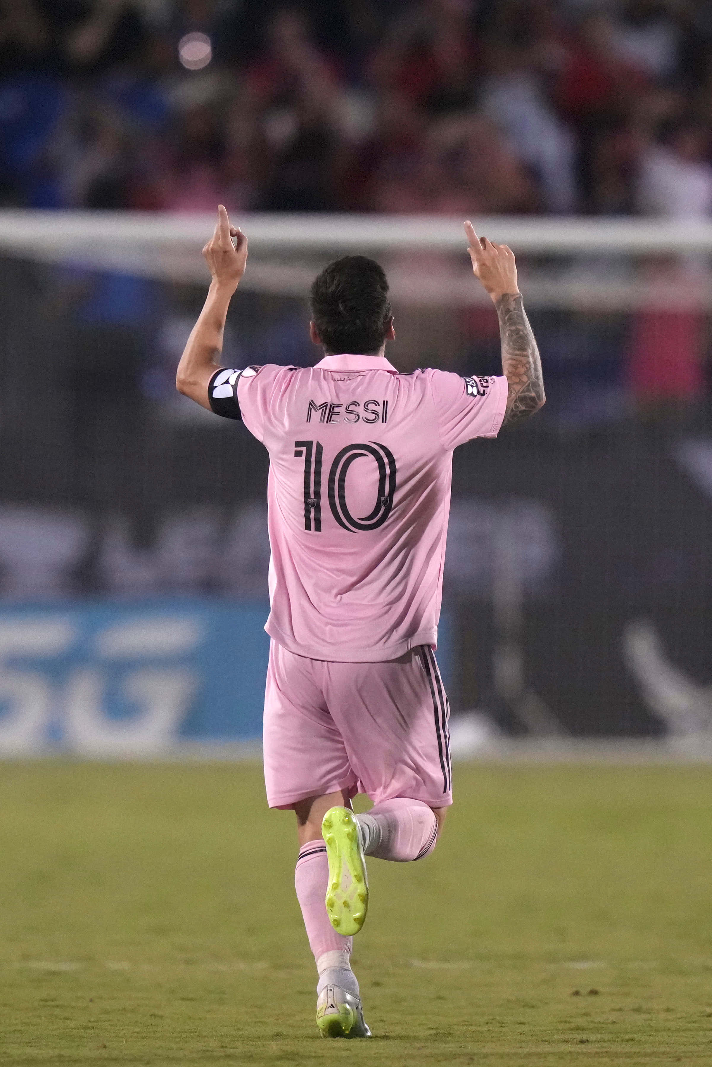 Messi, pink jersey, number 10, 2K Phone Wallpaper