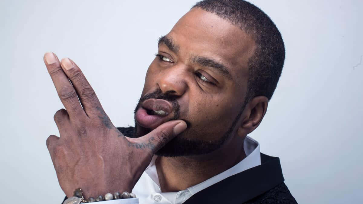 Method Man, black suit, white shirt, SD Desktop Wallpaper
