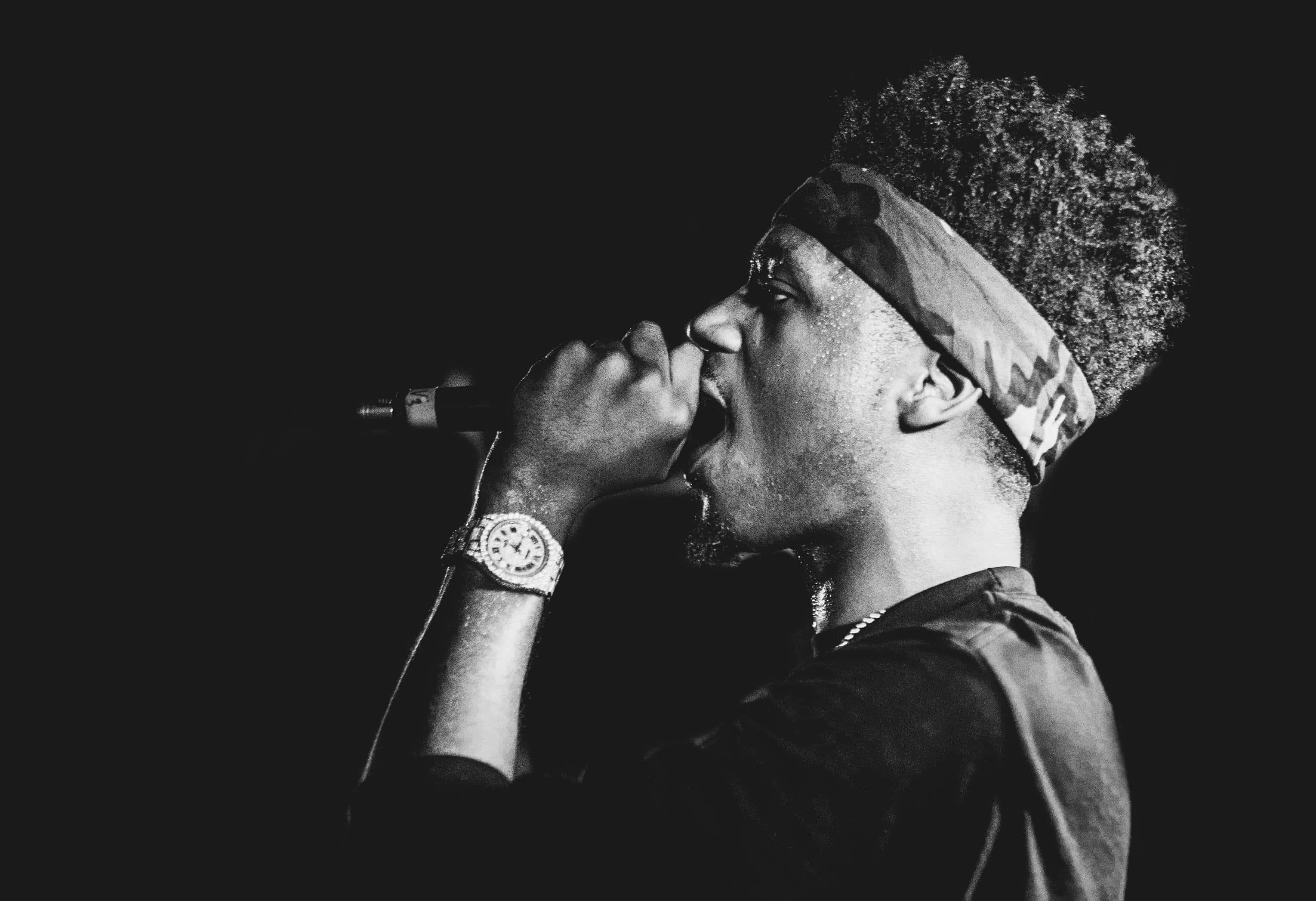 Metro Boomin, afro, bandana, 2K Desktop Wallpaper