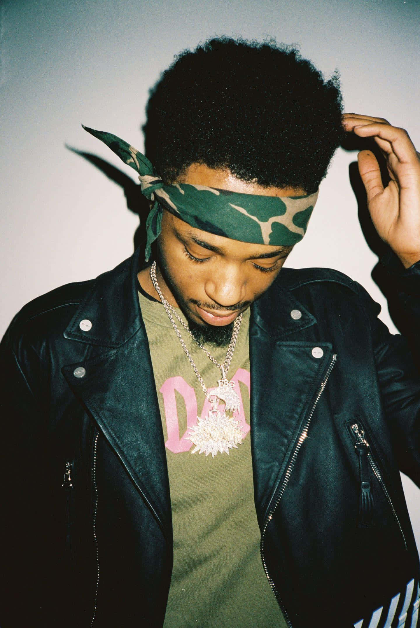 Metro Boomin, afro hair, camouflage bandana, Full HD Phone Wallpaper