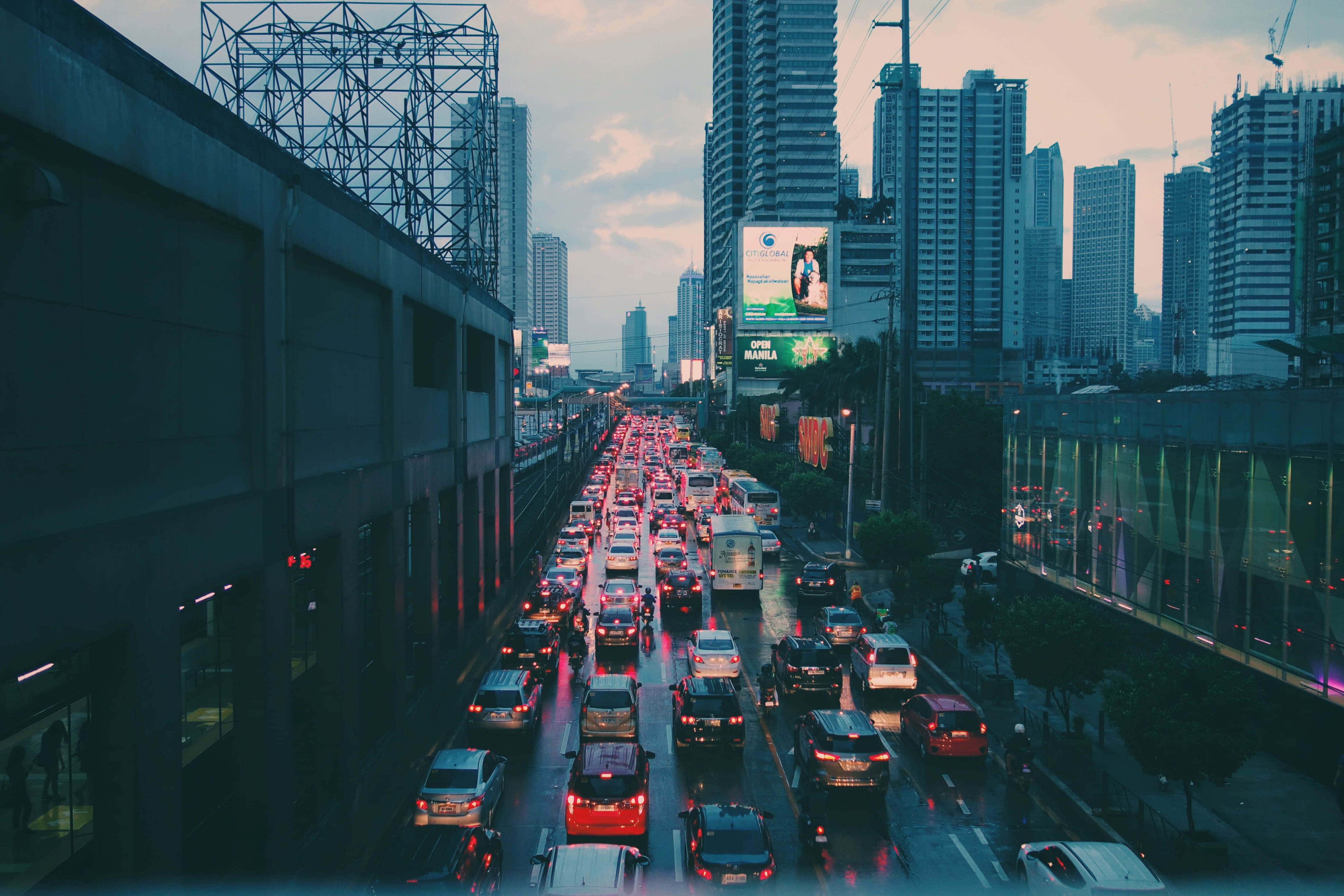 Metro, dusk, city street, 4K Desktop Wallpaper