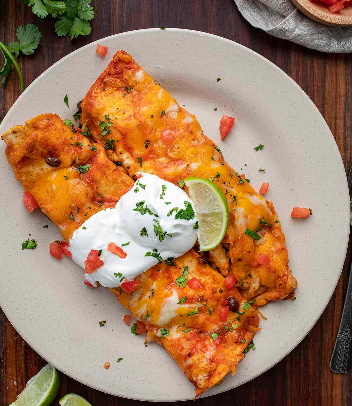 enchiladas, sour cream, lime, HD Phone Wallpaper