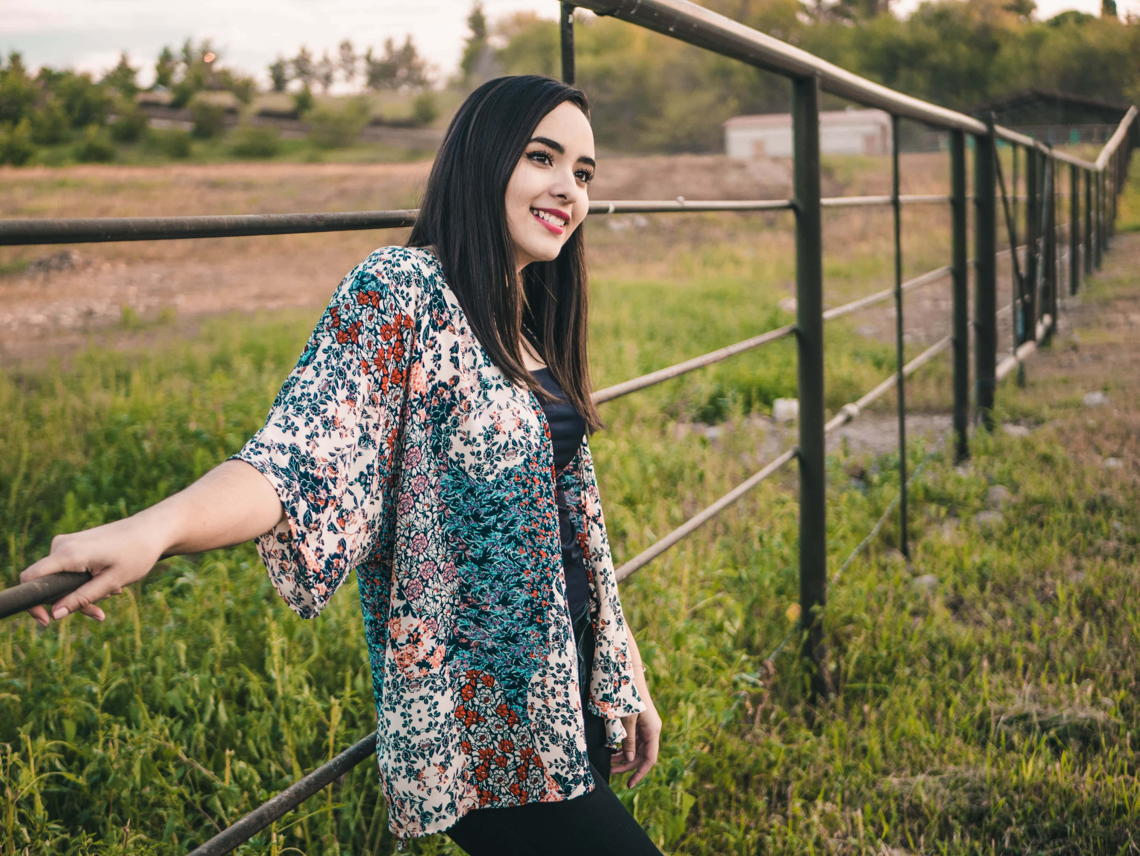 Mexican Woman, floral kimono, wrap kimono-inspired clothing, 4K Desktop Wallpaper