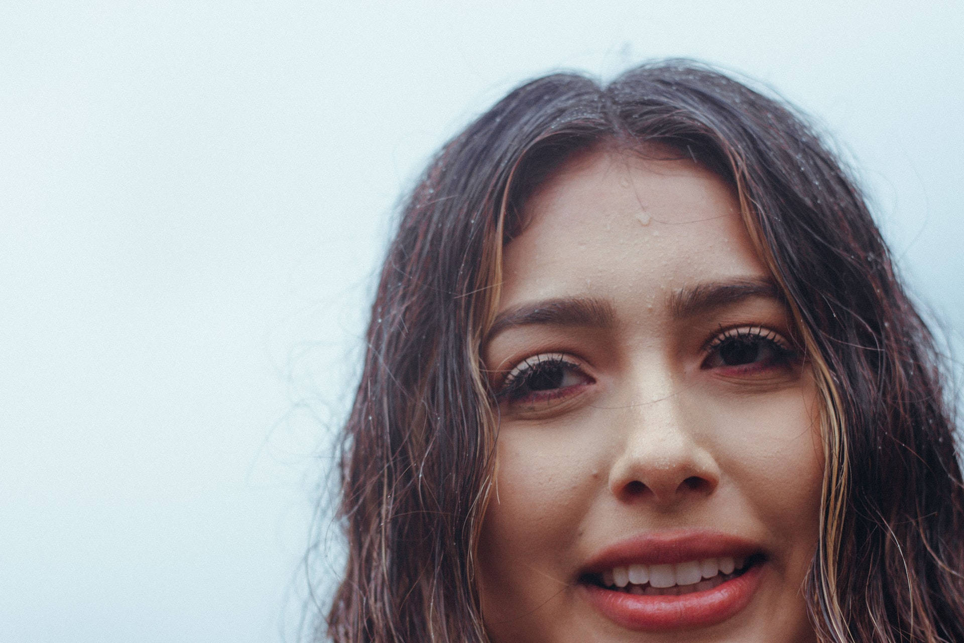 Mexican Girl, close-up portrait, smiling woman, Full HD Desktop Wallpaper