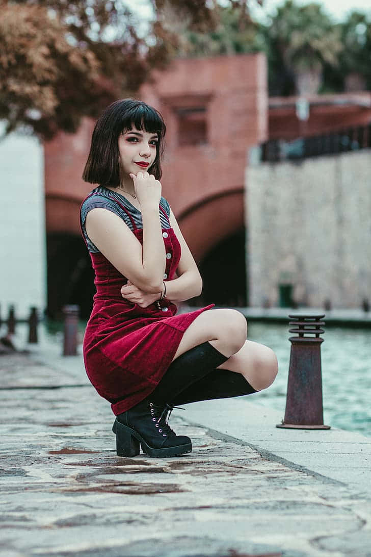 Mexican Woman, bob cut hairstyle, red dress, SD Phone Wallpaper