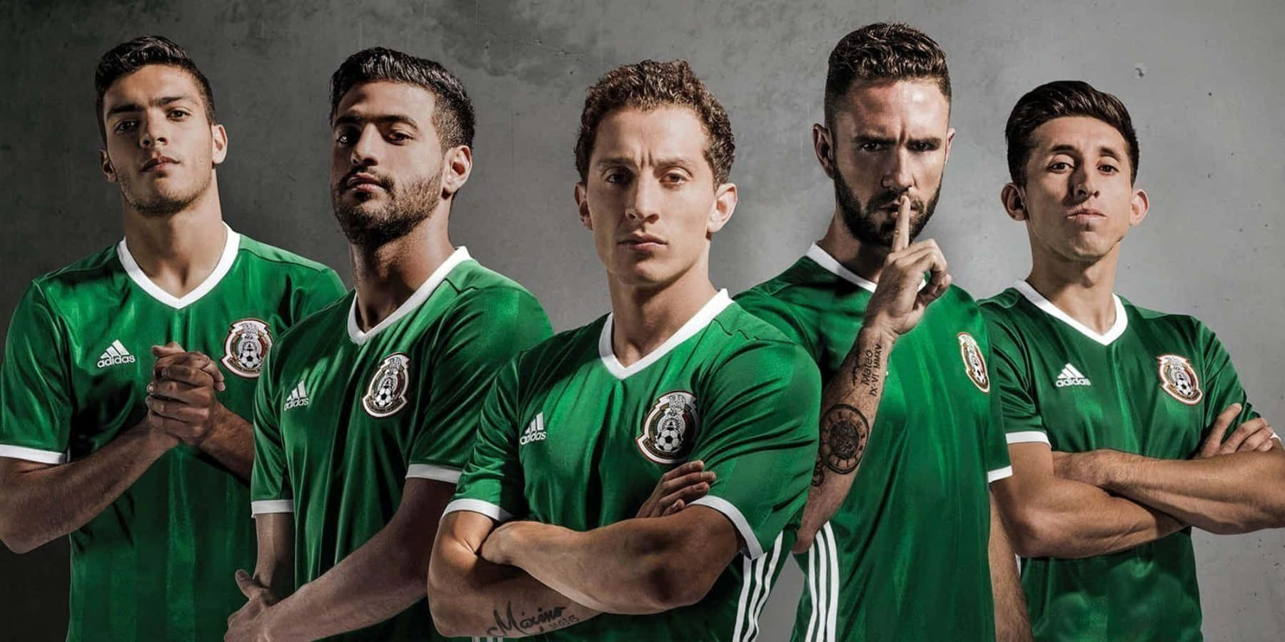 Mexico Soccer, green jerseys, gray studio wall, HD Desktop Wallpaper