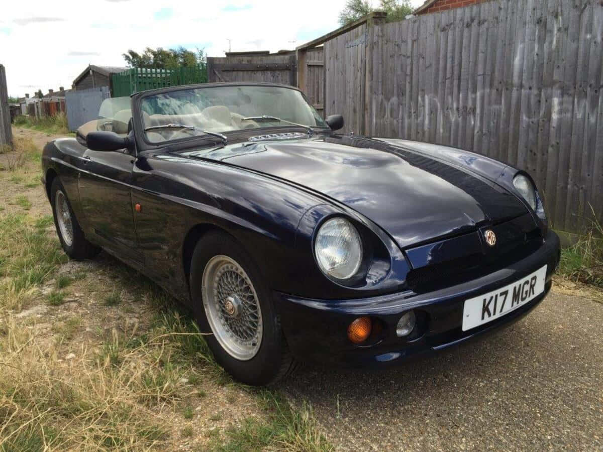 MG Rv8, convertible, sleek black, SD Desktop Wallpaper