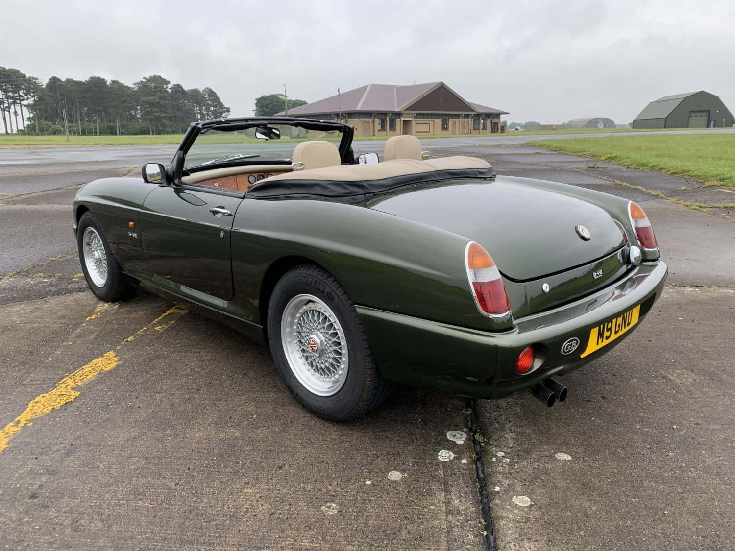 MG RV8, olive green, convertible, HD Desktop Wallpaper