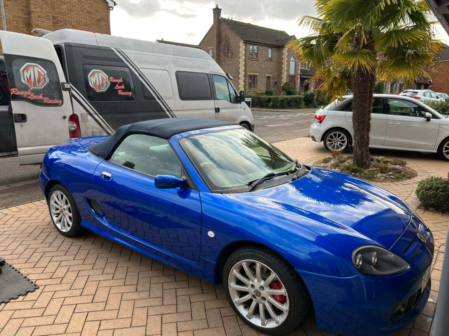 MG TF, convertible, glossy blue, HD Desktop Wallpaper