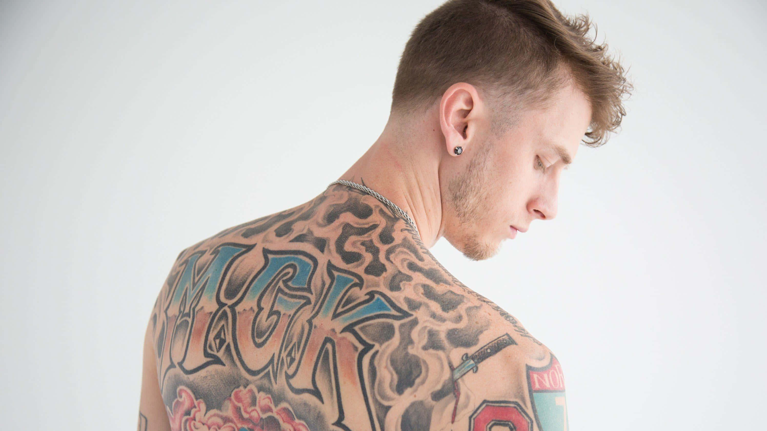 MGK, tattoos, back, 2K Desktop Wallpaper