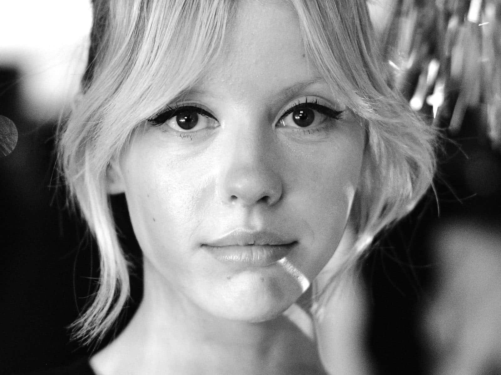 Mia Goth, black and white, close-up portrait, HD Desktop Wallpaper