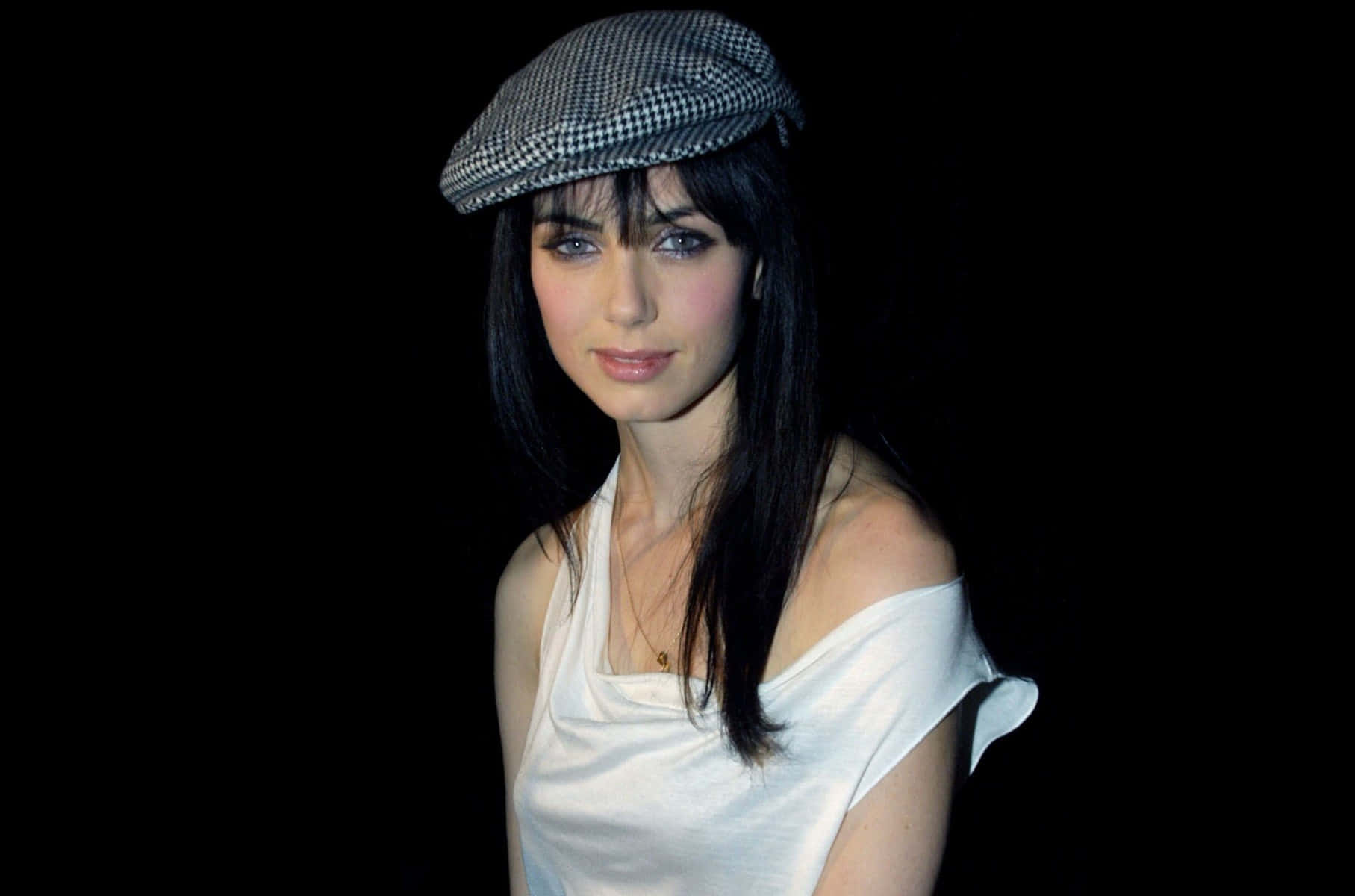 Mia Kirshner, checkered flat cap, white off-shoulder top, HD Desktop Wallpaper