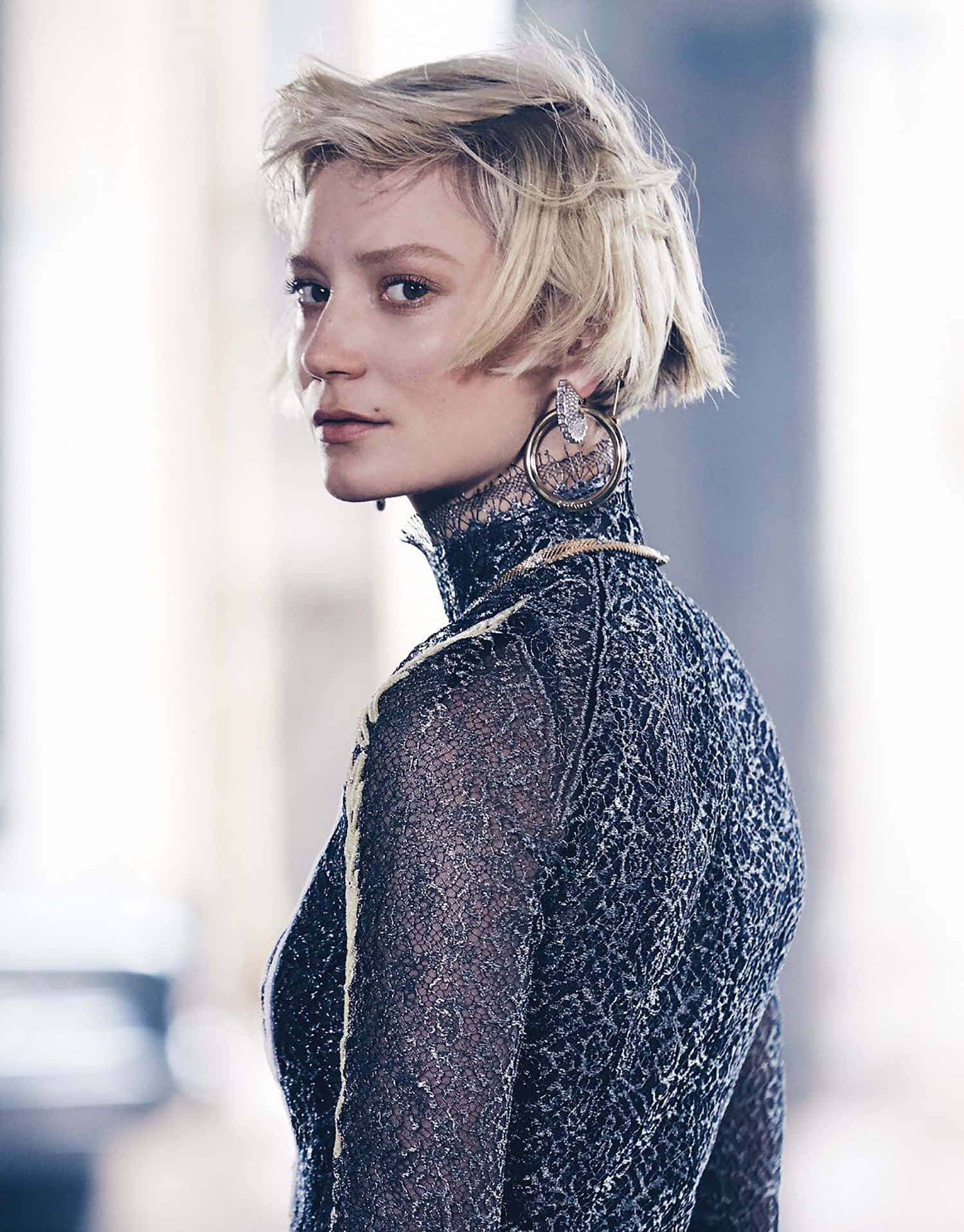 Mia Wasikowska, black lace top, short blonde hair, HD Phone Wallpaper