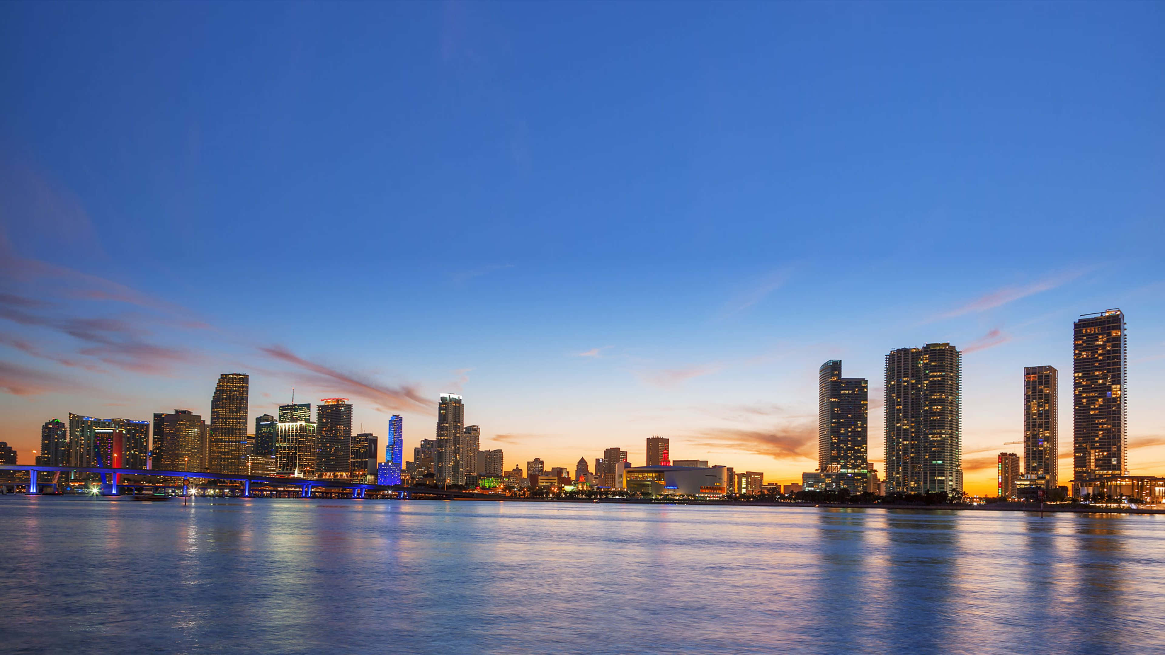Miami, dusk, skyline, 4K Desktop Wallpaper